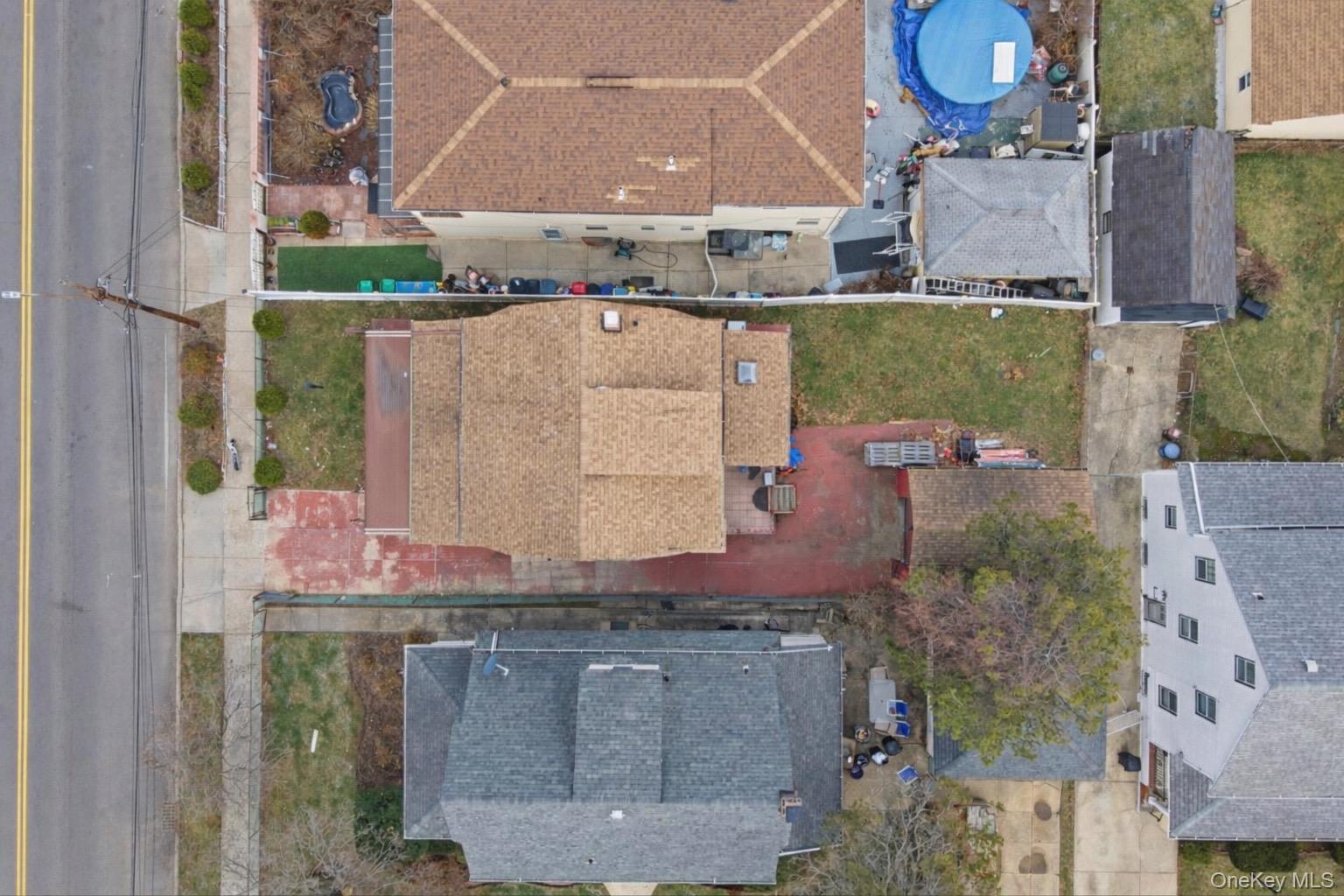 #3 photo, 20532 104th Avenue, Saint Albans , NY 11412