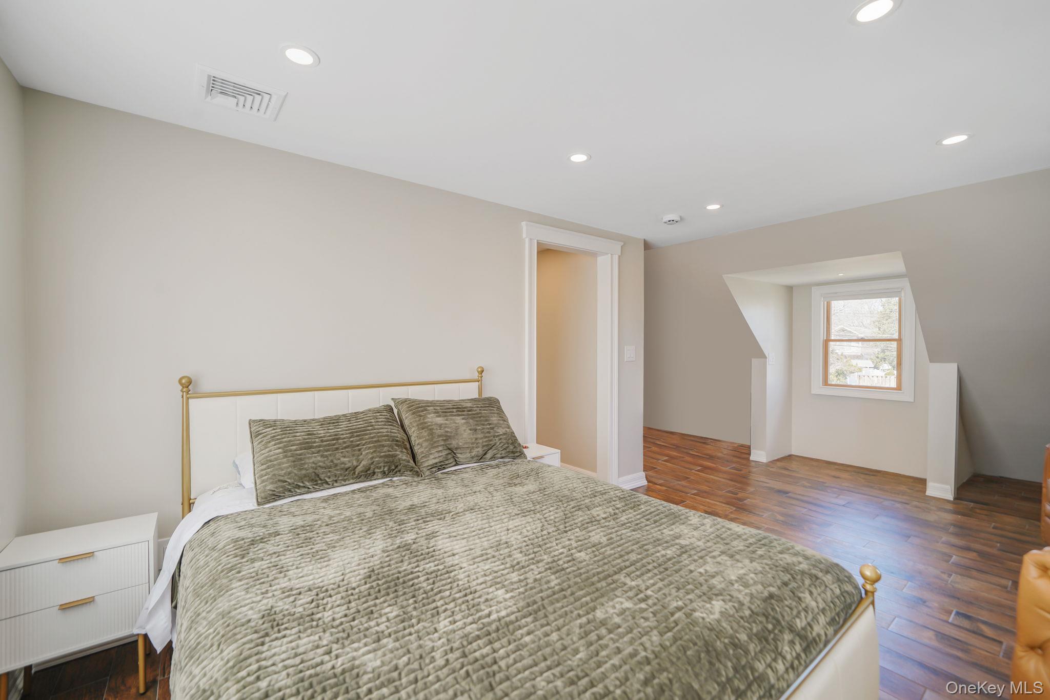 #13 photo, 21 Adams Street, Farmingdale , NY 11735