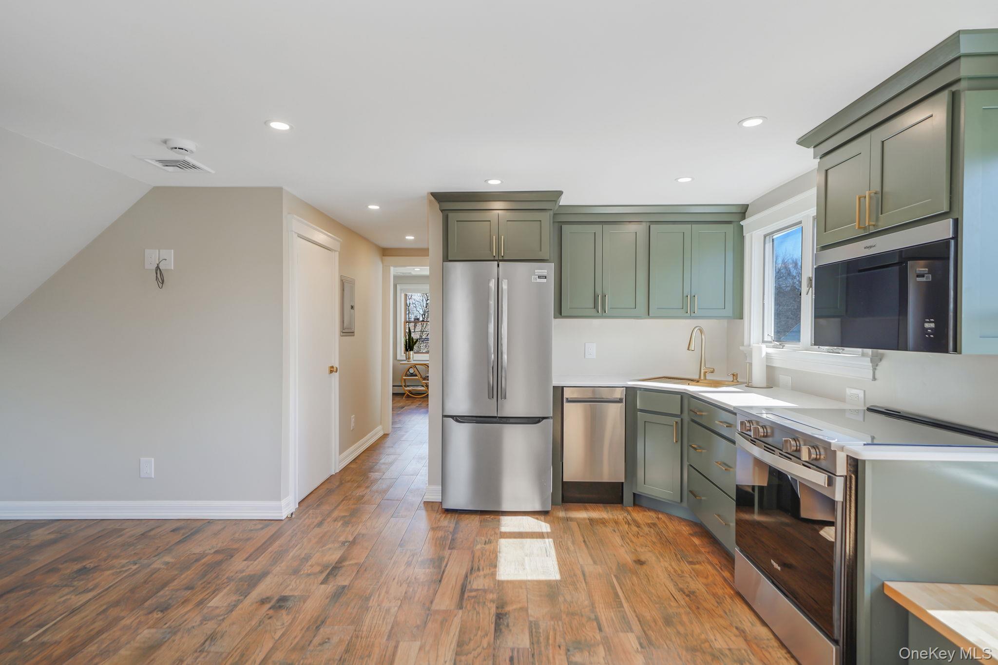 #6 photo, 21 Adams Street, Farmingdale , NY 11735