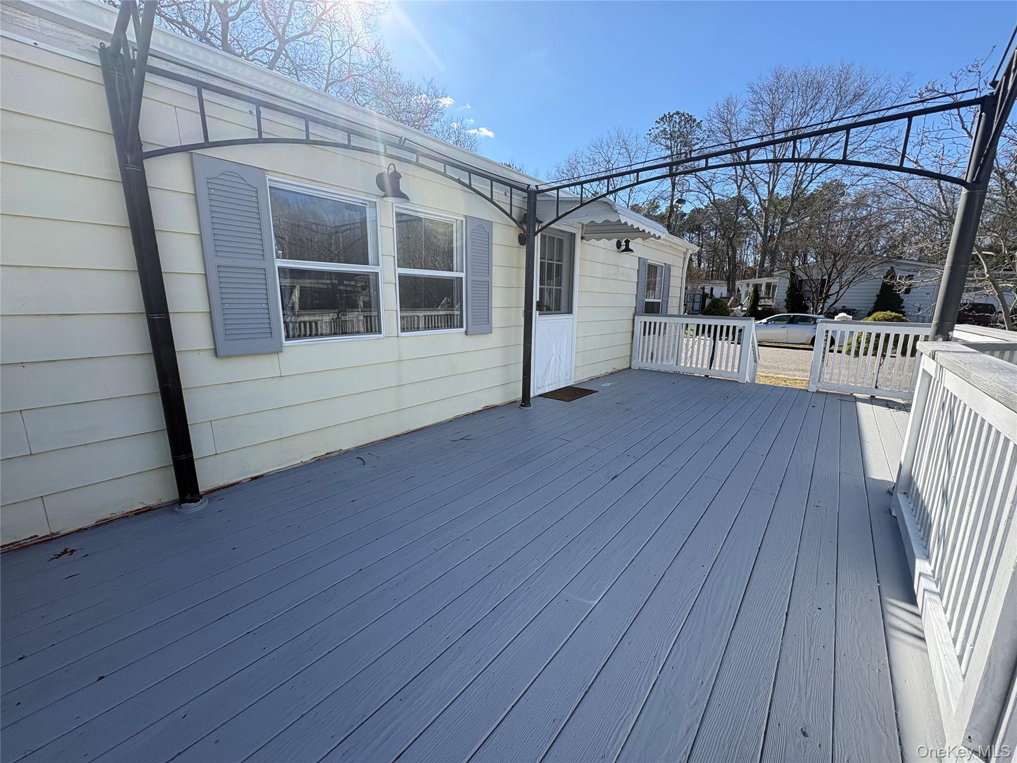 #4 photo, 525/82 Riverleigh, Riverhead , NY 11901