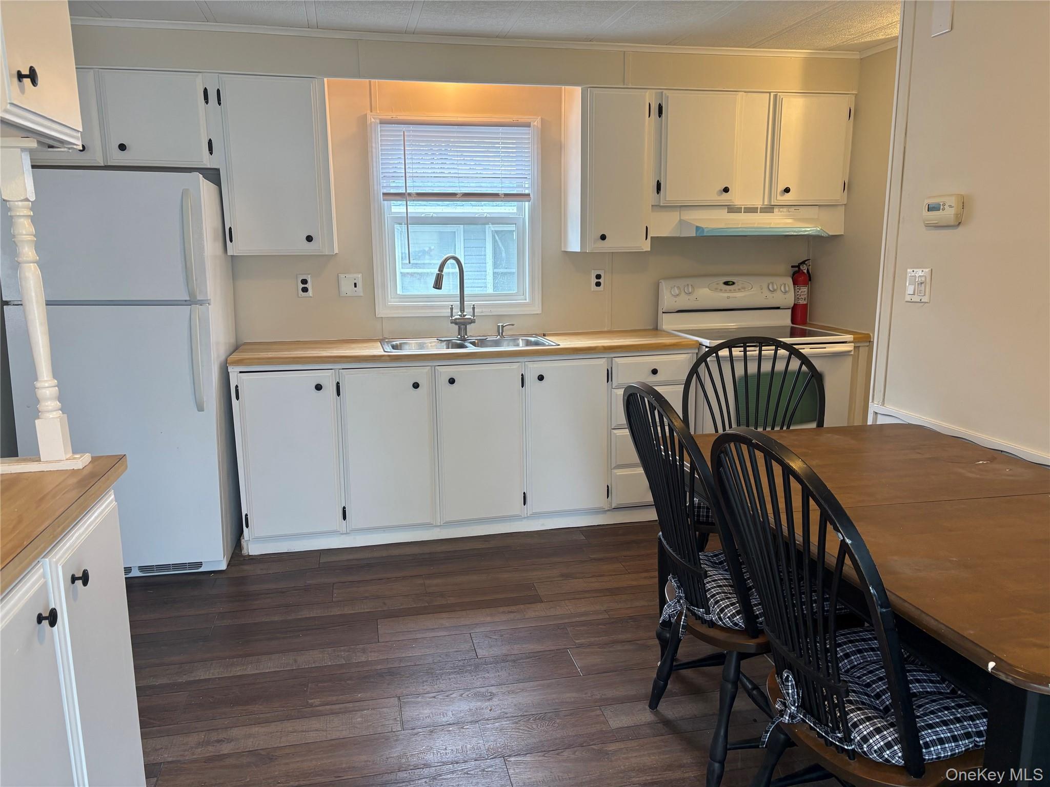 #5 photo, 525/82 Riverleigh, Riverhead , NY 11901