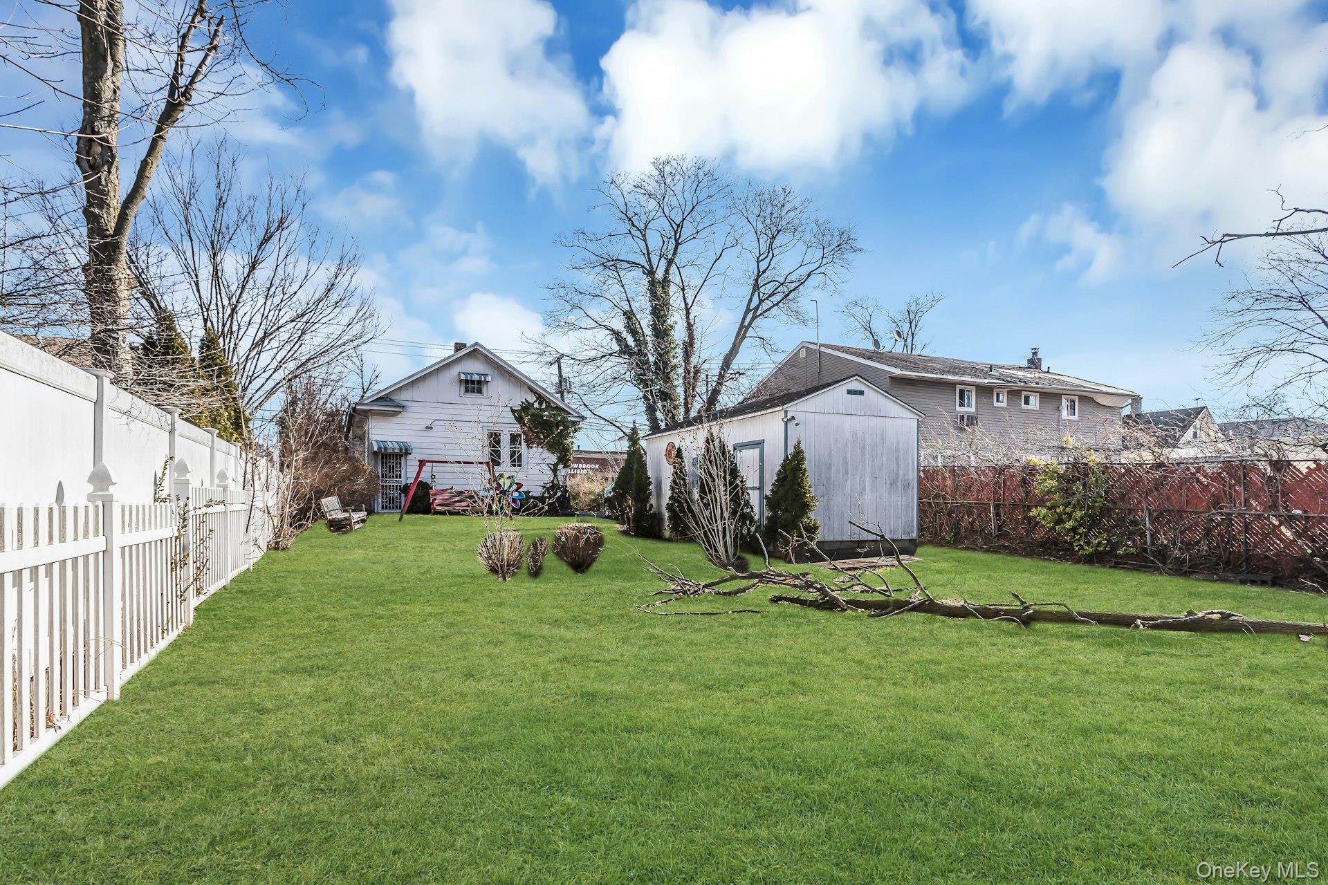 #18 photo, 398 Babylon Turnpike, নাসাউ কাউন্টি Freeport , NY 11520