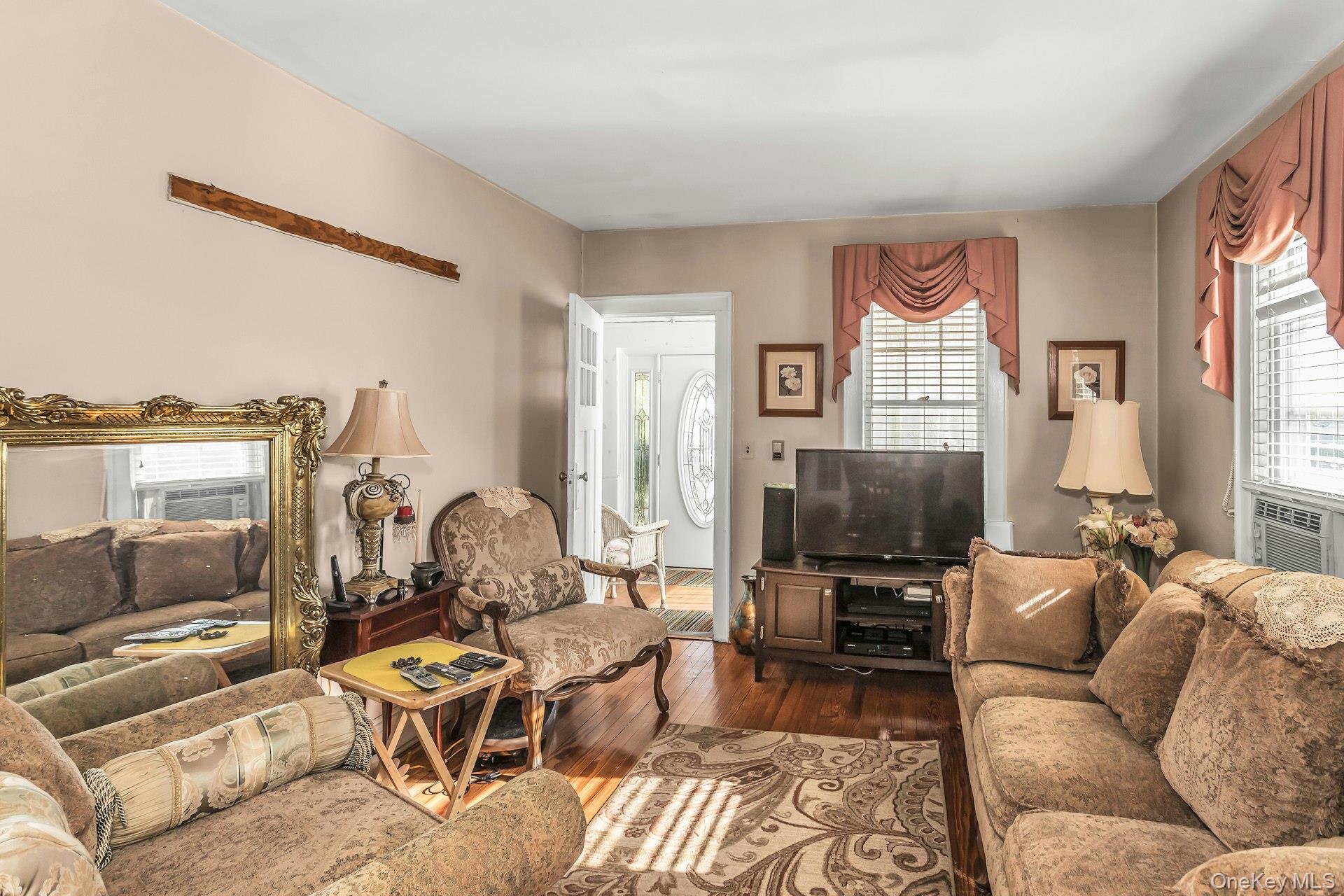 #6 photo, 398 Babylon Turnpike, নাসাউ কাউন্টি Freeport , NY 11520