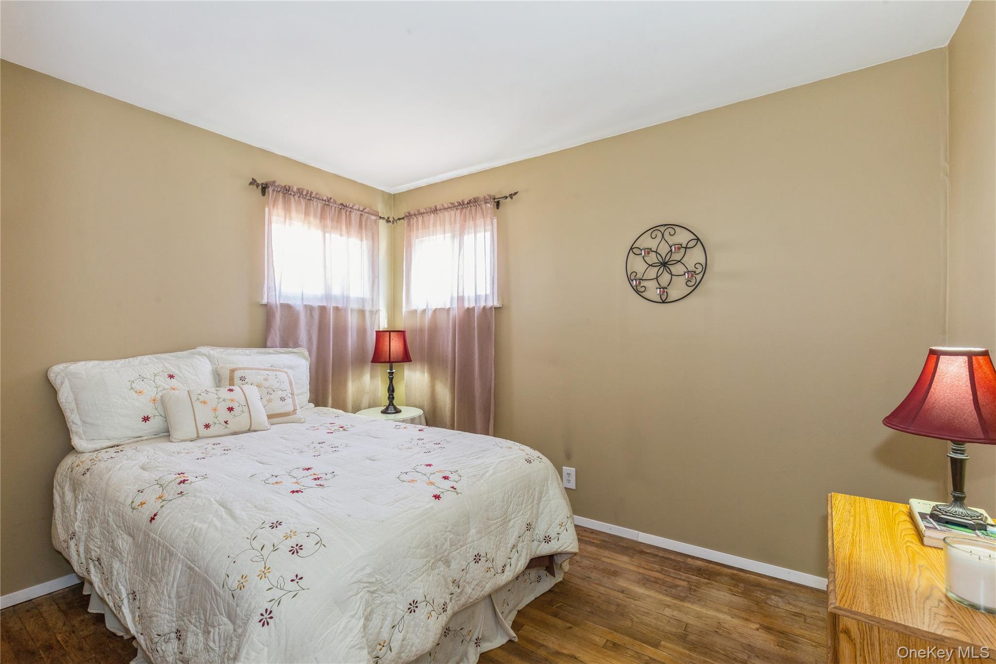 #12 photo, 3 Grand Haven Drive, সাফোক কাউন্টি Commack , NY 11725