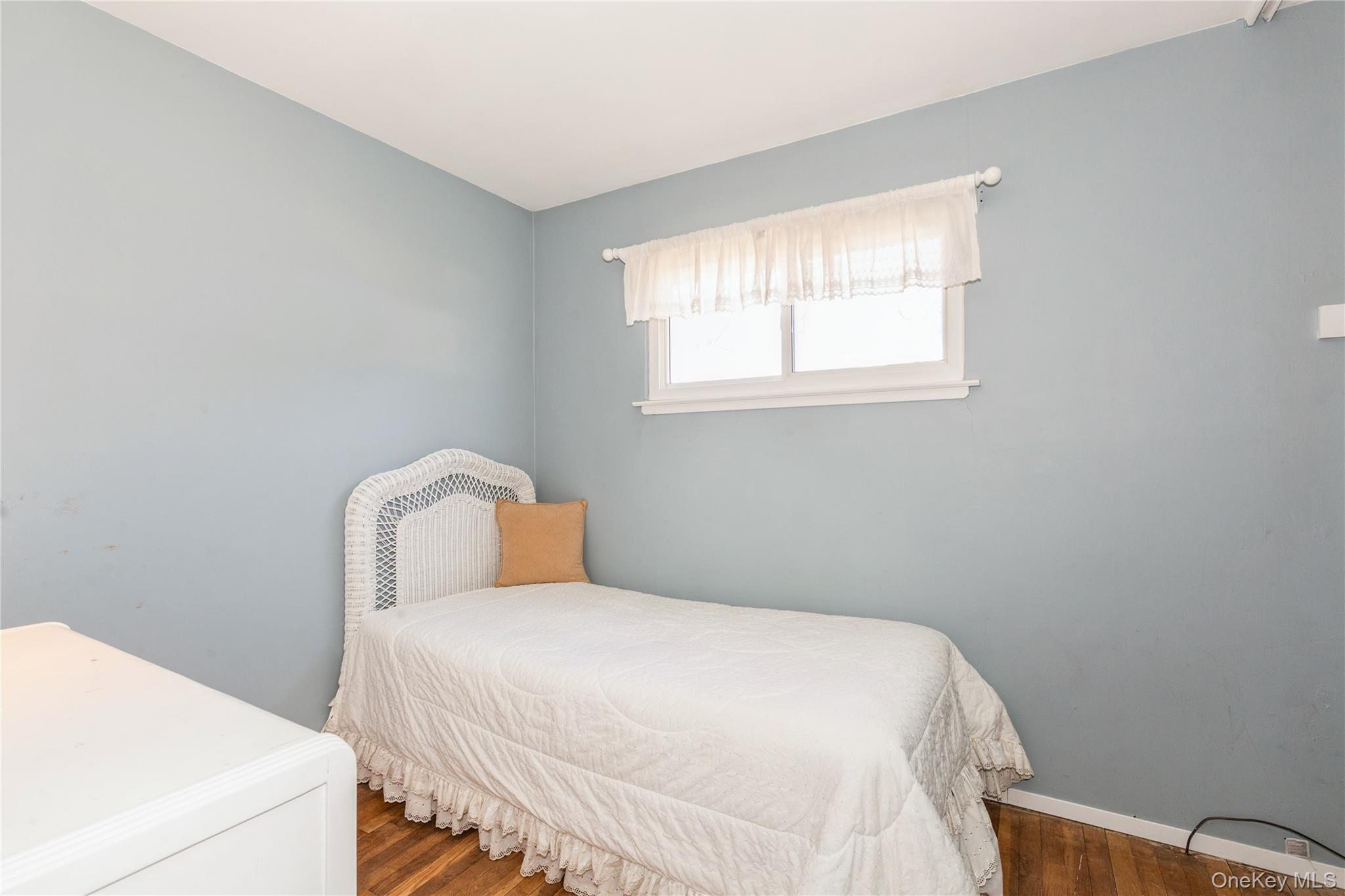 #13 photo, 3 Grand Haven Drive, সাফোক কাউন্টি Commack , NY 11725