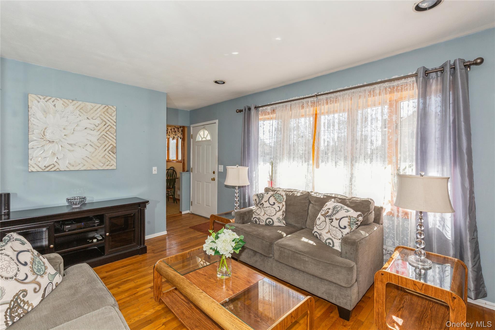 #4 photo, 3 Grand Haven Drive, সাফোক কাউন্টি Commack , NY 11725