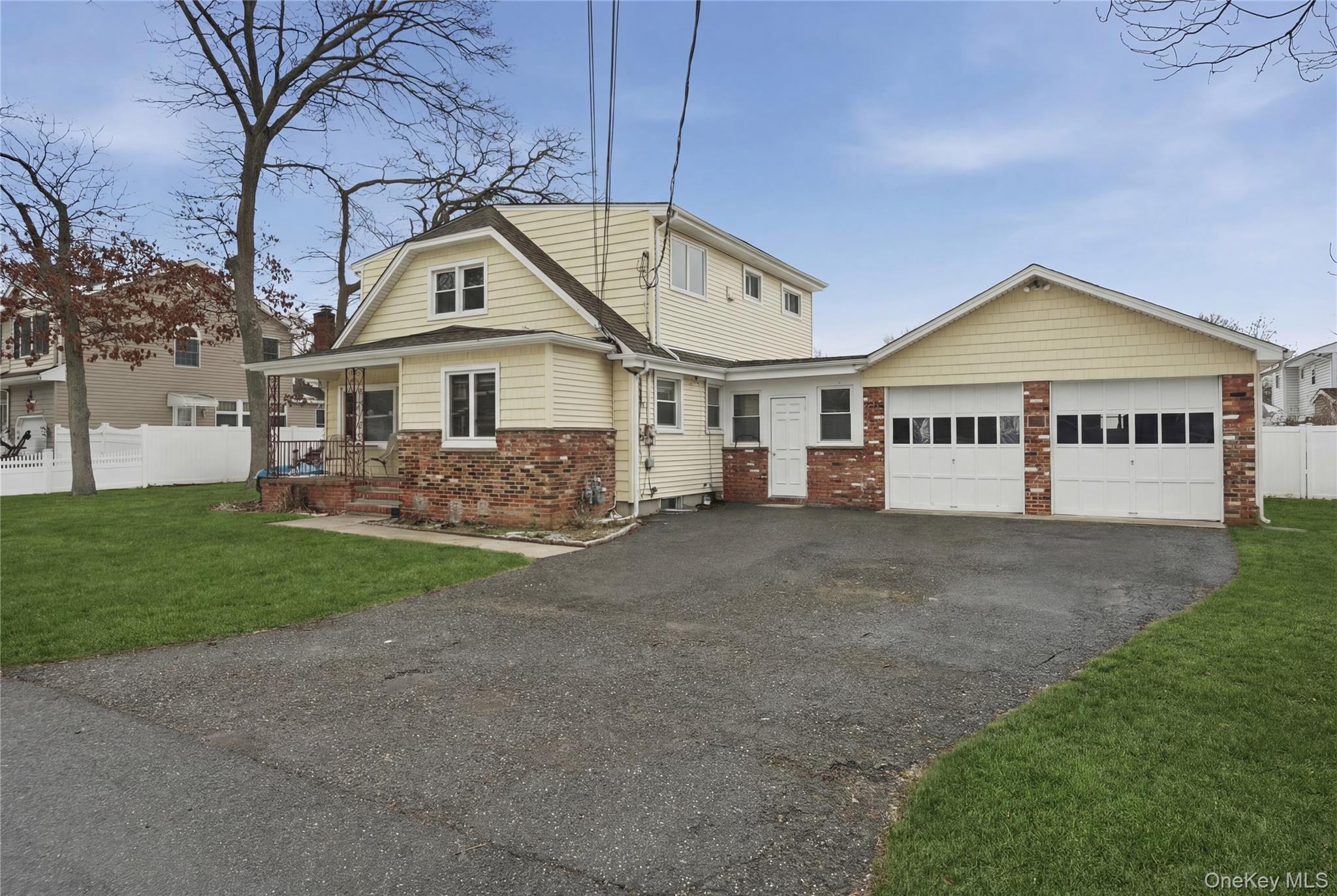 #3 photo, 1217 Ellis Street, সাফোক কাউন্টি Holbrook , NY 11741