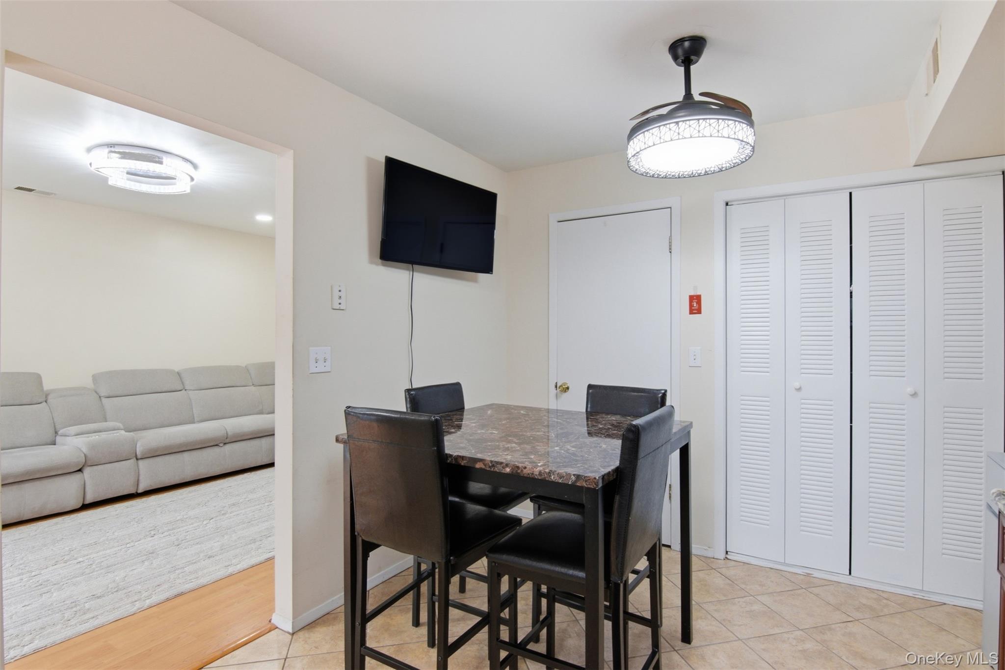 #12 photo, 2760 Schleigel Boulevard, সাফোক কাউন্টি Amityville , NY 11701