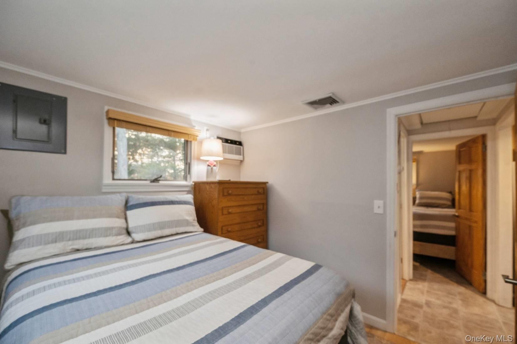 #7 photo, 14 E Landing Road, সাফোক কাউন্টি Hampton Bays , NY 11946