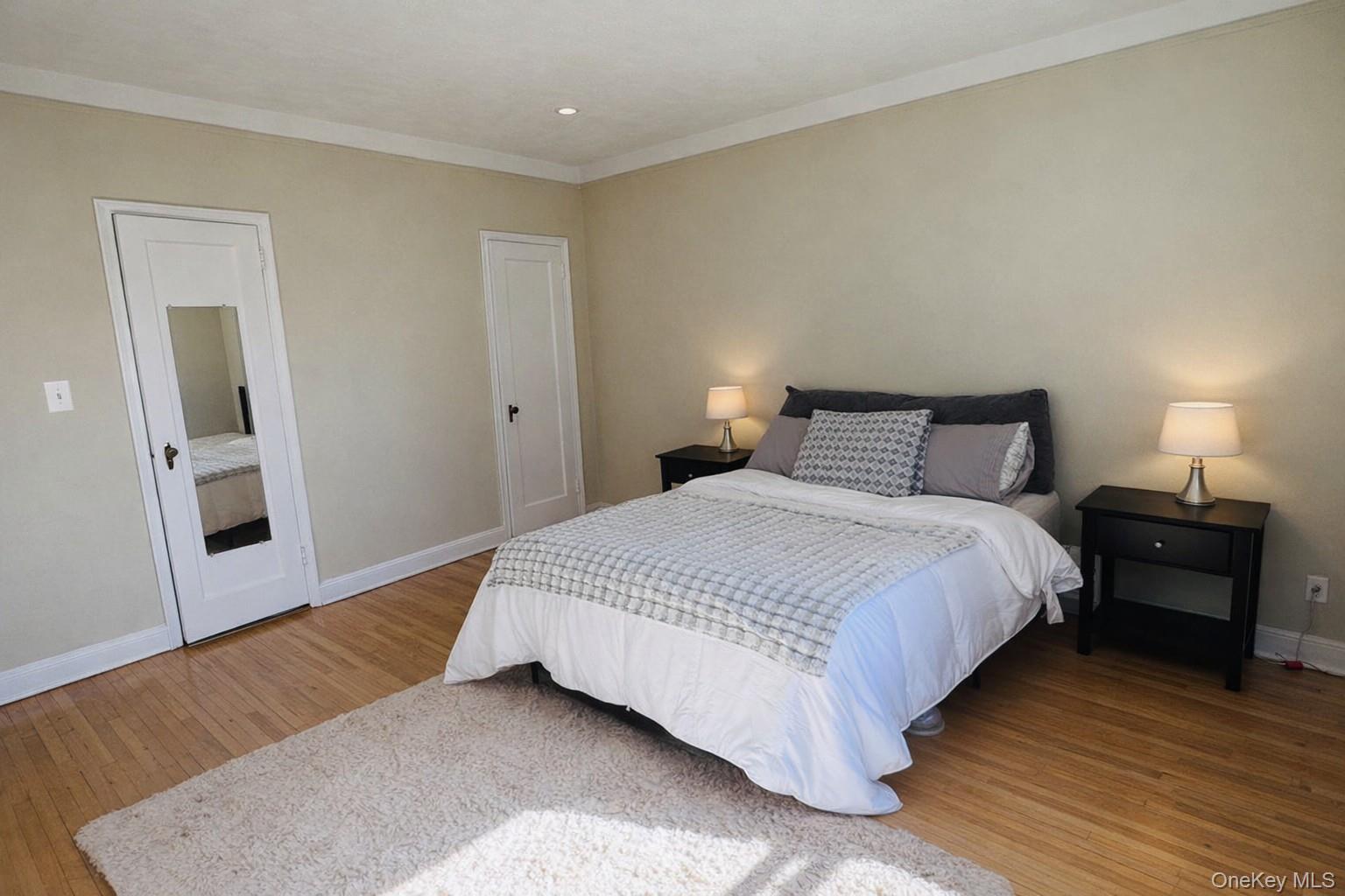 #11 photo, 110-35 72 Road, কুইন্‌স Forest Hills , NY 11375