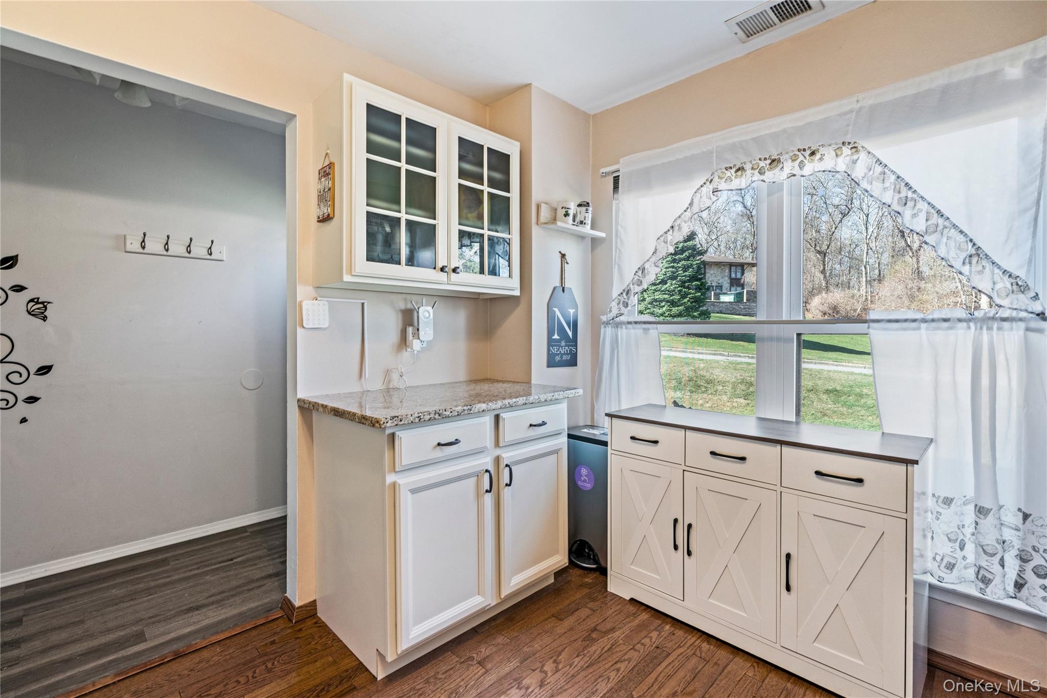 #4 photo, 7 Maple Court, সাফোক কাউন্টি Selden , NY 11784