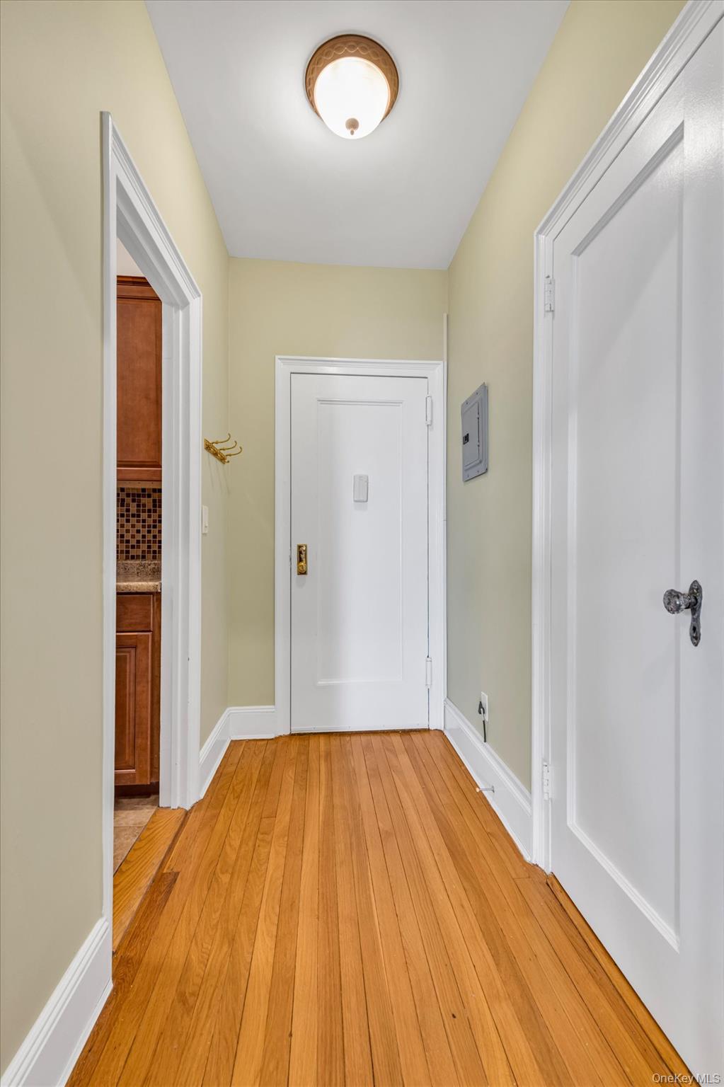 #2 photo, 141 Woodmere Boulevard, নাসাউ কাউন্টি Woodmere , NY 11598