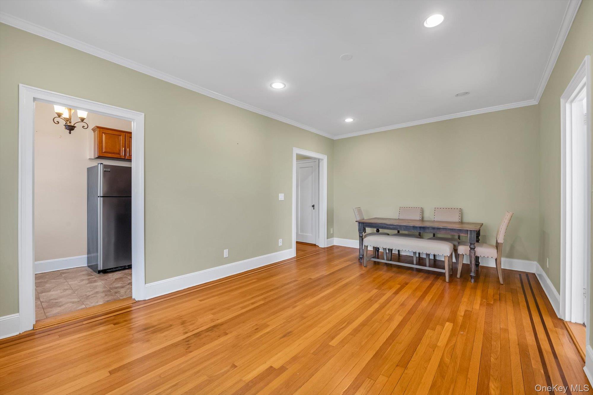 #7 photo, 141 Woodmere Boulevard, নাসাউ কাউন্টি Woodmere , NY 11598