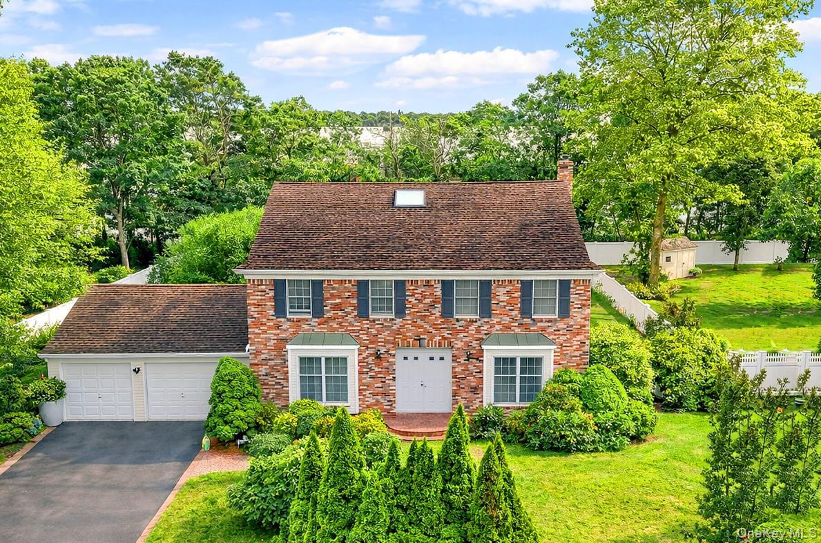 #1 photo, 30 Ashford Drive, Bohemia , NY 11716