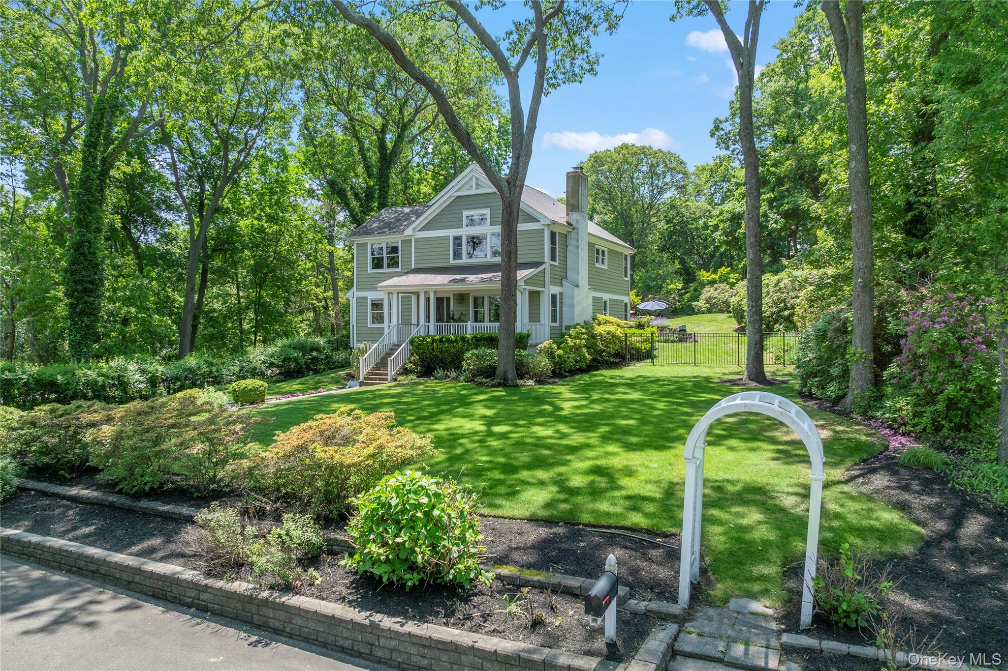 #2 photo, 1 Beach Hill Drive, 롱 아일랜드 Northport , NY 11768