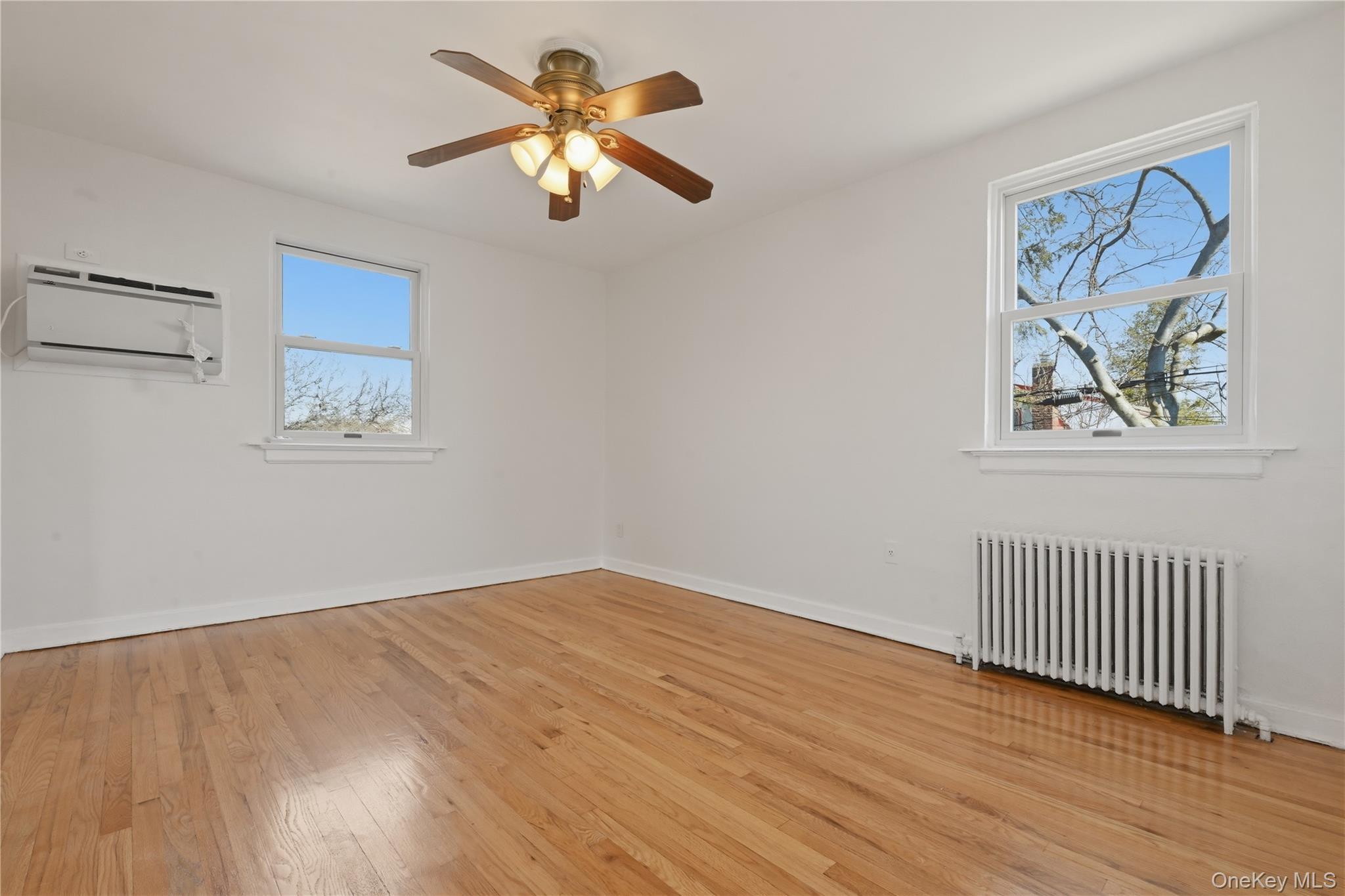 #17 photo, 260-55 Union Turnpike, Glen Oaks , NY 11004