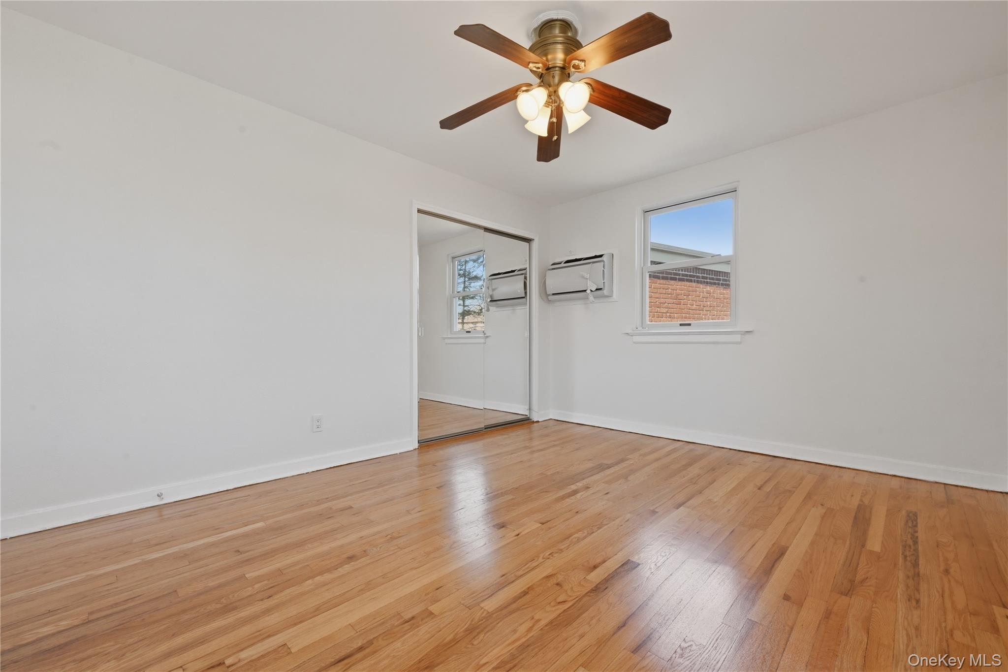 #18 photo, 260-55 Union Turnpike, Glen Oaks , NY 11004