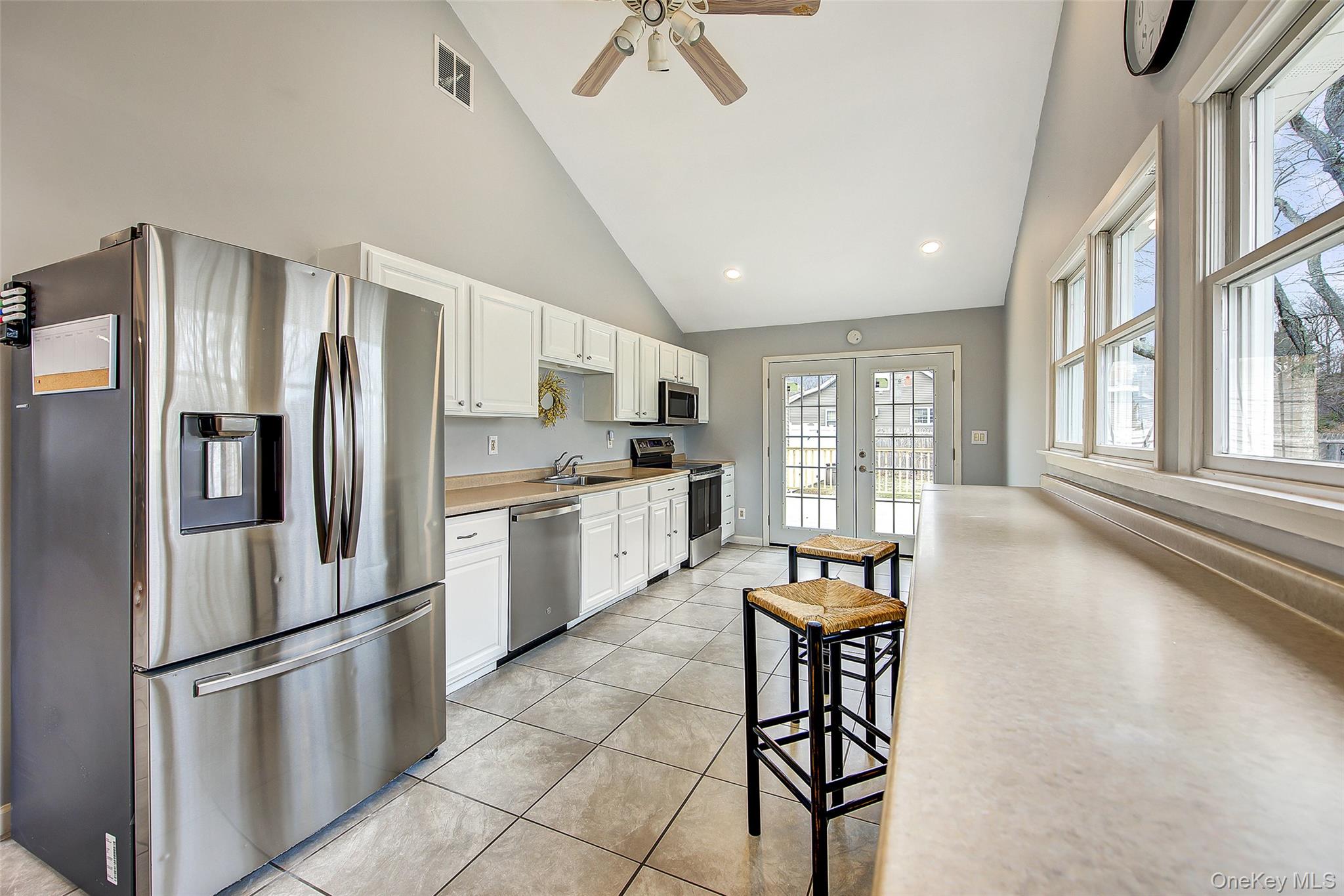 #13 photo, 507 Gillette Avenue, সাফোক কাউন্টি Bayport , NY 11705