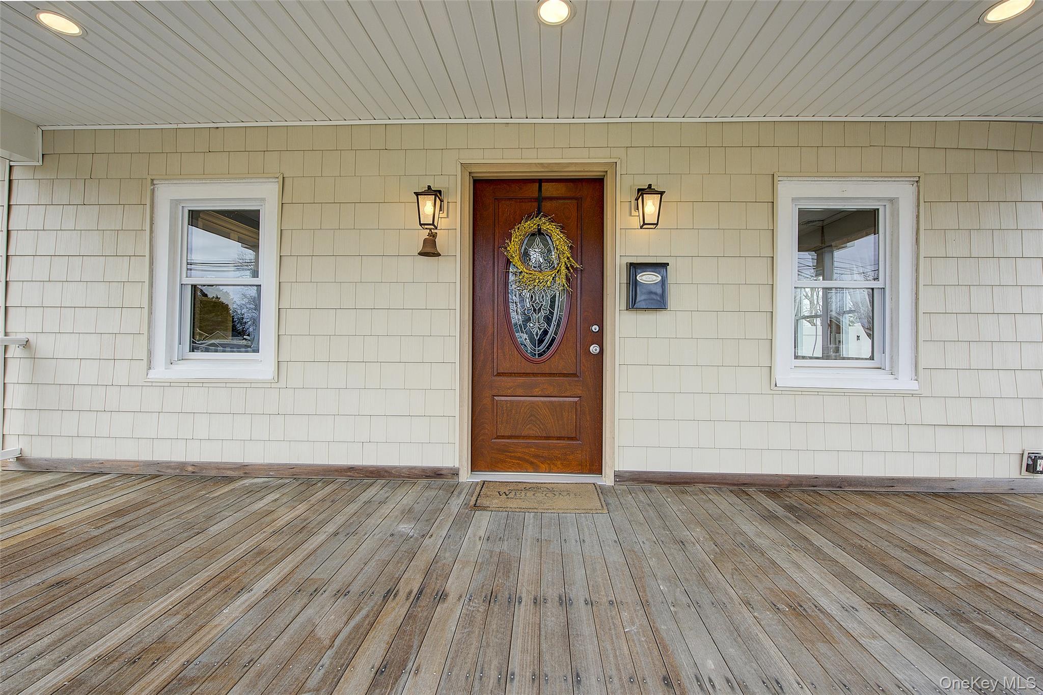 #3 photo, 507 Gillette Avenue, সাফোক কাউন্টি Bayport , NY 11705