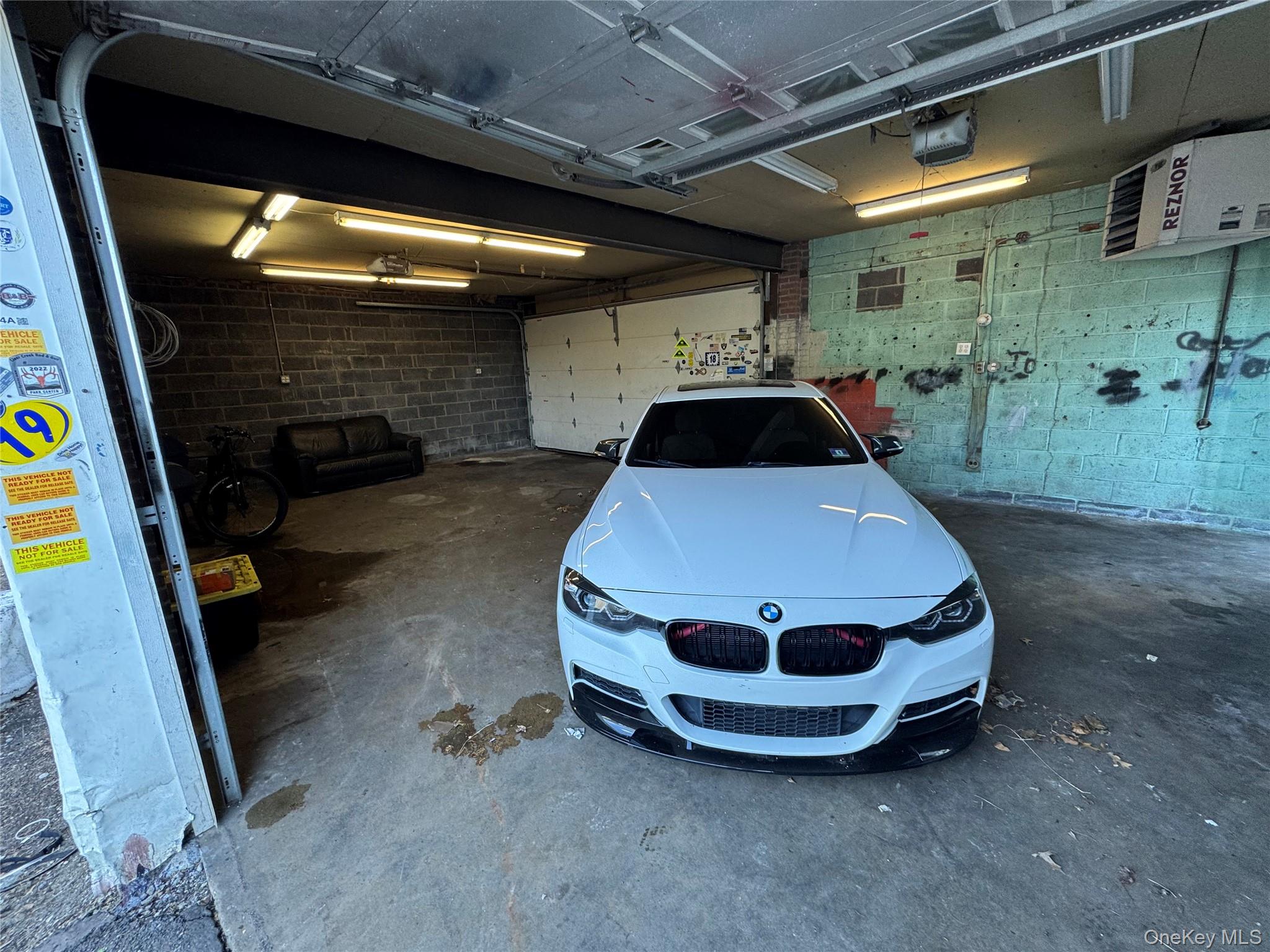 #2 photo, 468 Jerusalem Avenue, Uniondale , NY 11553