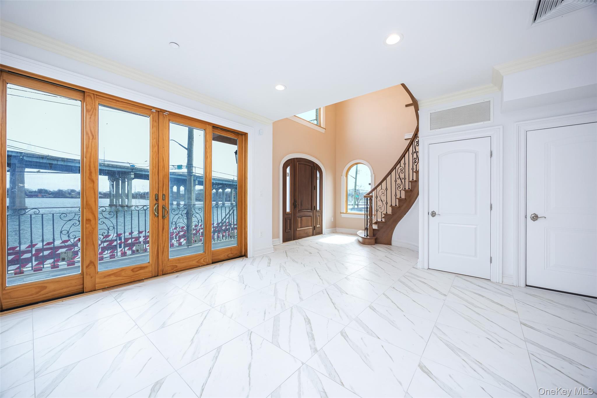 #10 photo, 10-42 Utopia Parkway, Beechhurst , NY 11357