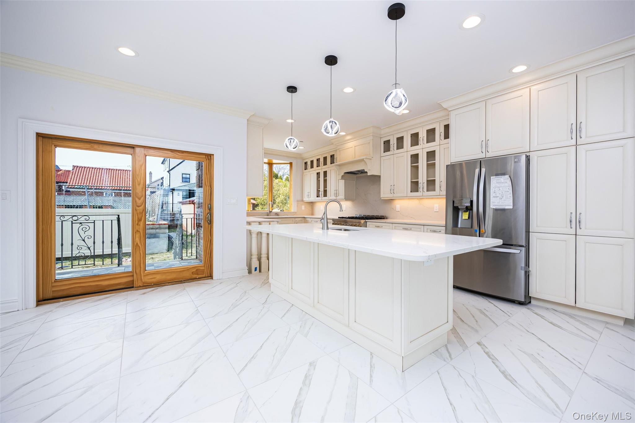 #11 photo, 10-42 Utopia Parkway, Beechhurst , NY 11357