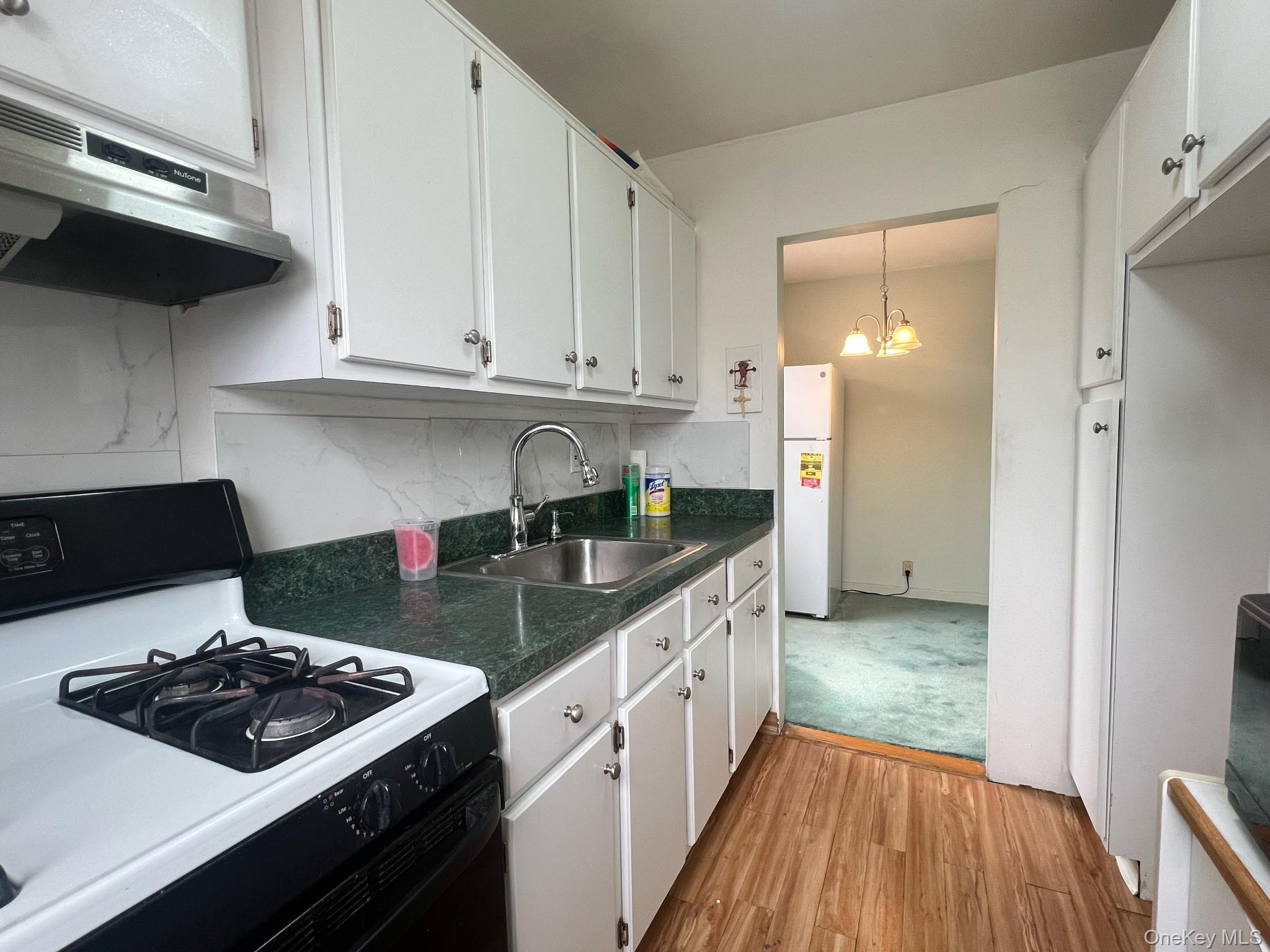 #6 photo, 19617 73rd Avenue, Fresh Meadows , NY 11365