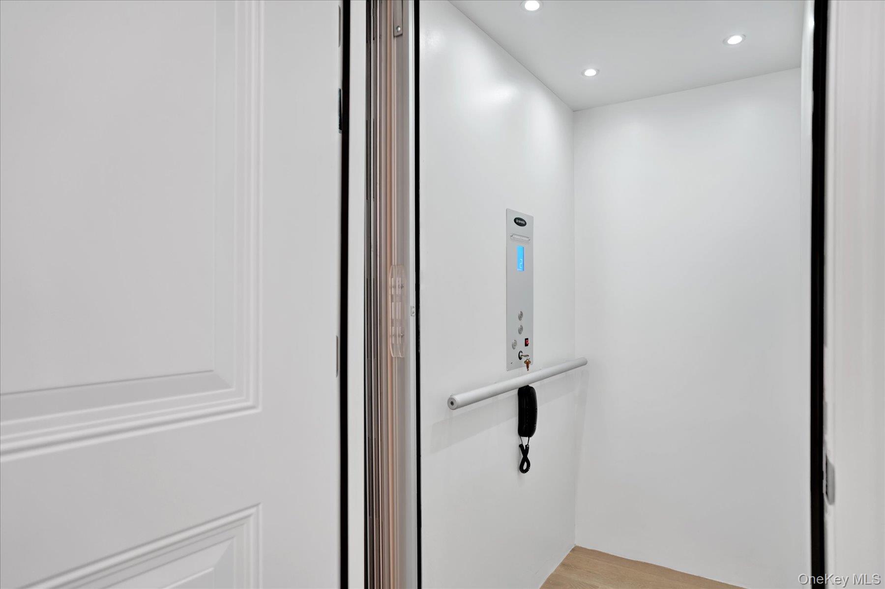 #15 photo, 272 Silver Timber Drive, সাফোক কাউন্টি Yaphank , NY 11980