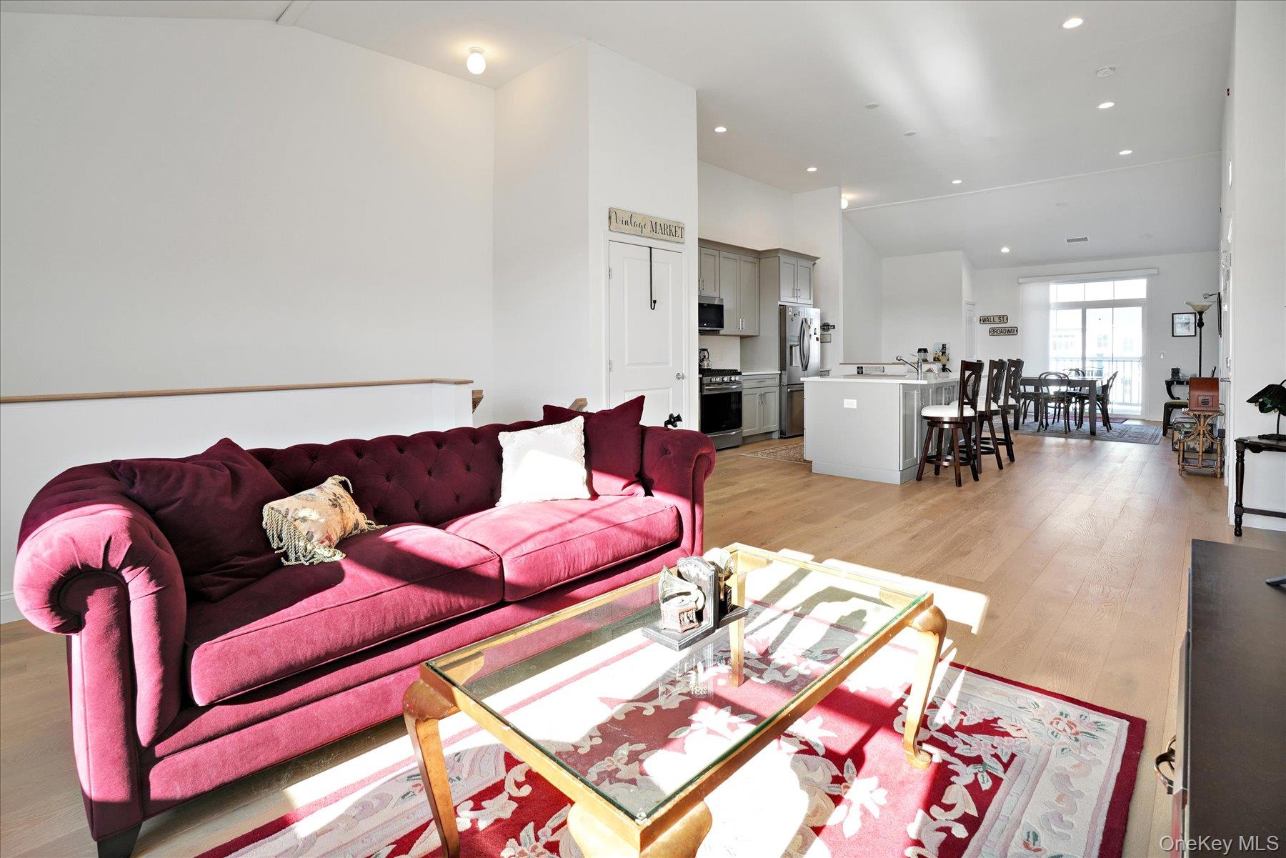 #8 photo, 272 Silver Timber Drive, সাফোক কাউন্টি Yaphank , NY 11980