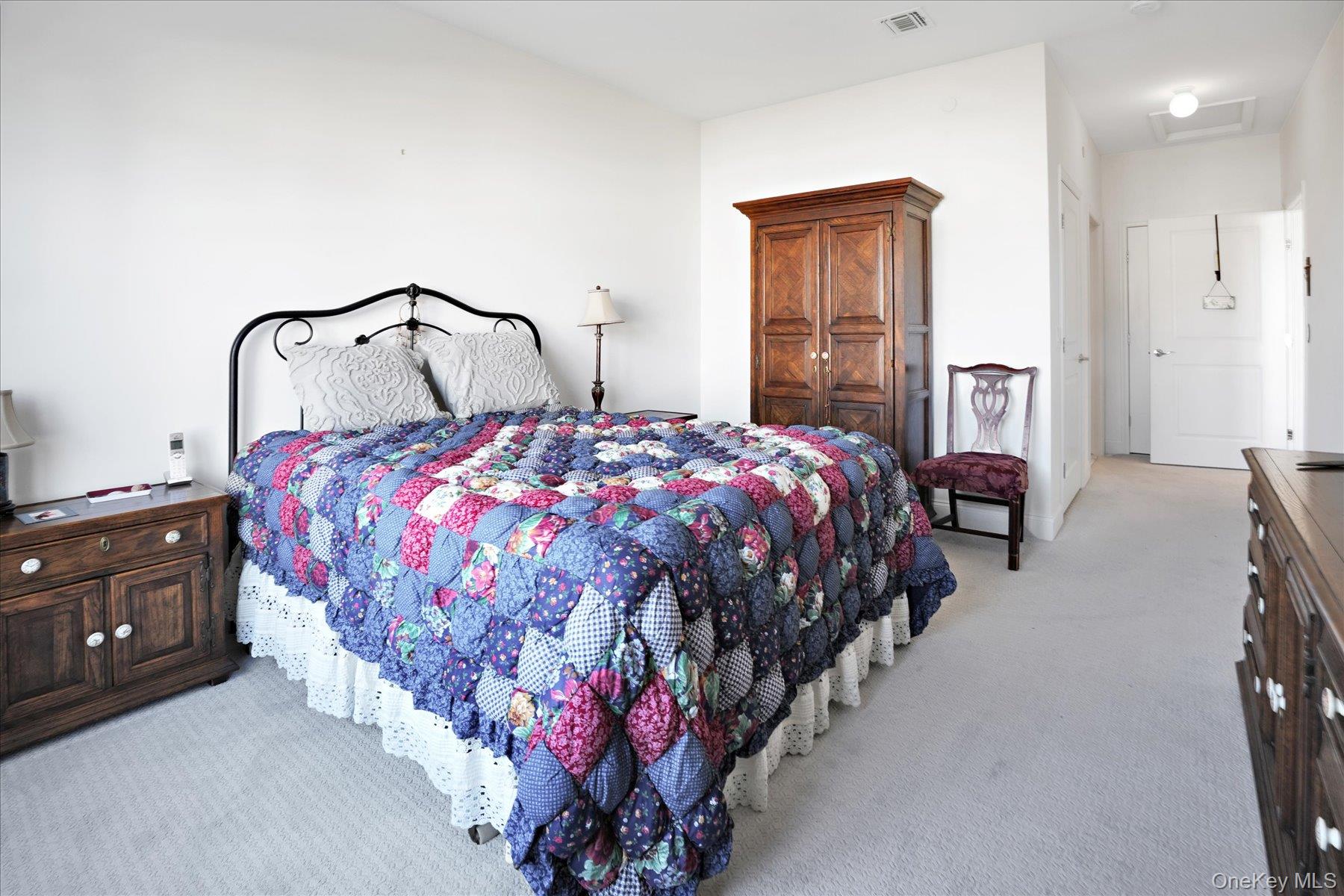 #9 photo, 272 Silver Timber Drive, সাফোক কাউন্টি Yaphank , NY 11980