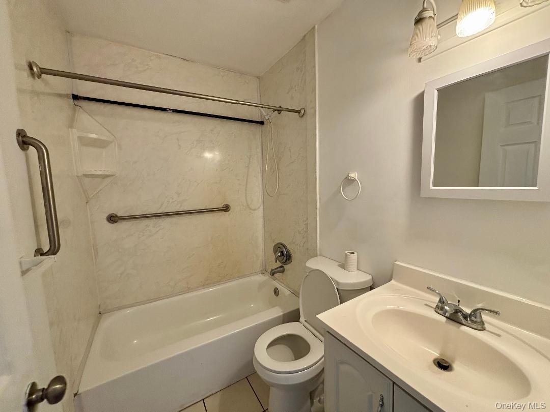 #12 photo, 78 Carlton Avenue, Mastic , NY 11950