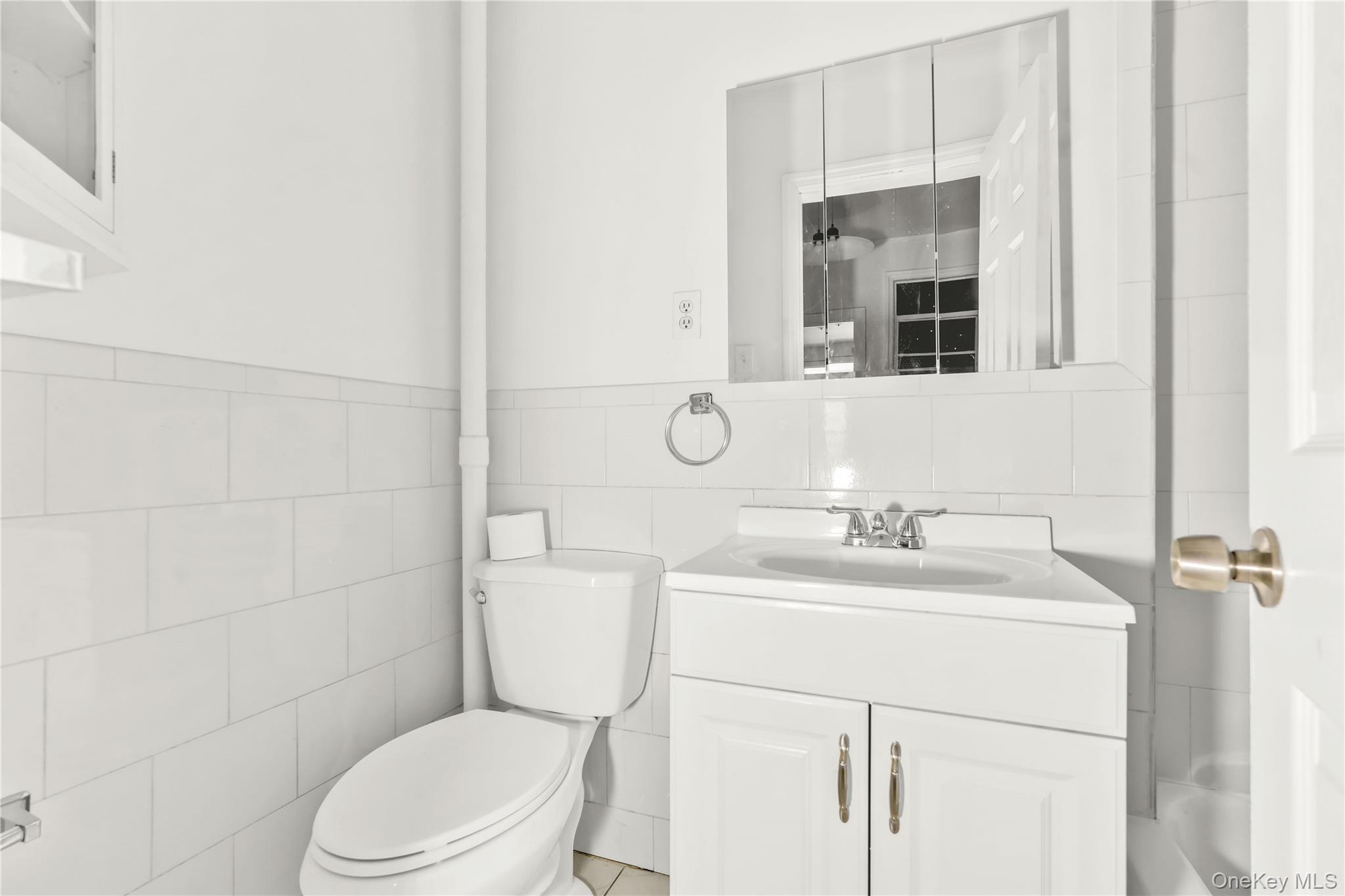 #15 photo, 211 E 88 Street, New York (Manhattan) , NY 10128