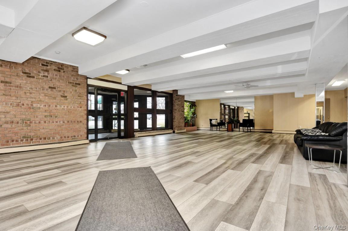 #4 photo, 570 Broadway, Lynbrook , NY 11563