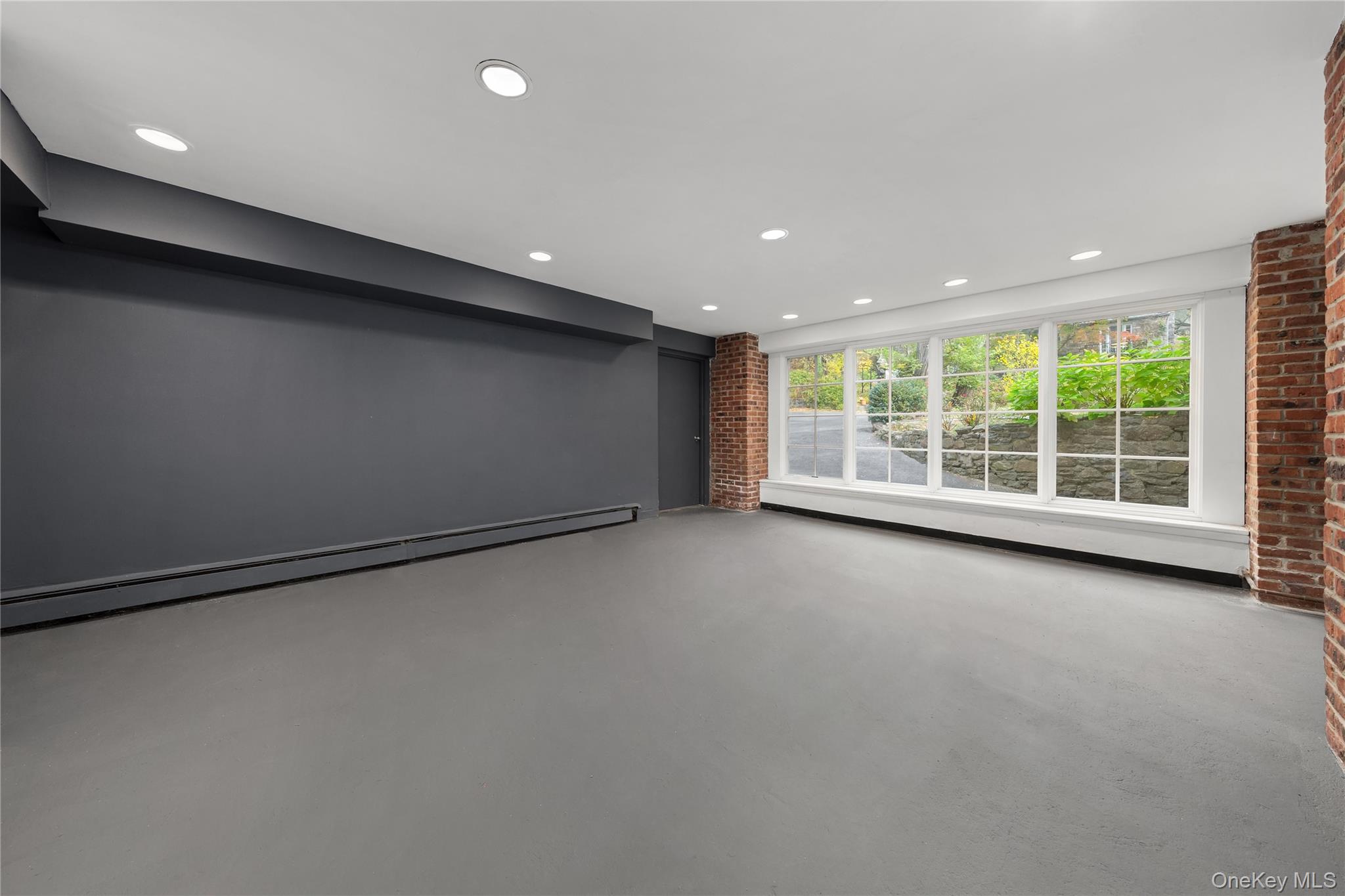 #20 photo, 4725 Independence Avenue, Bronx , NY 10471