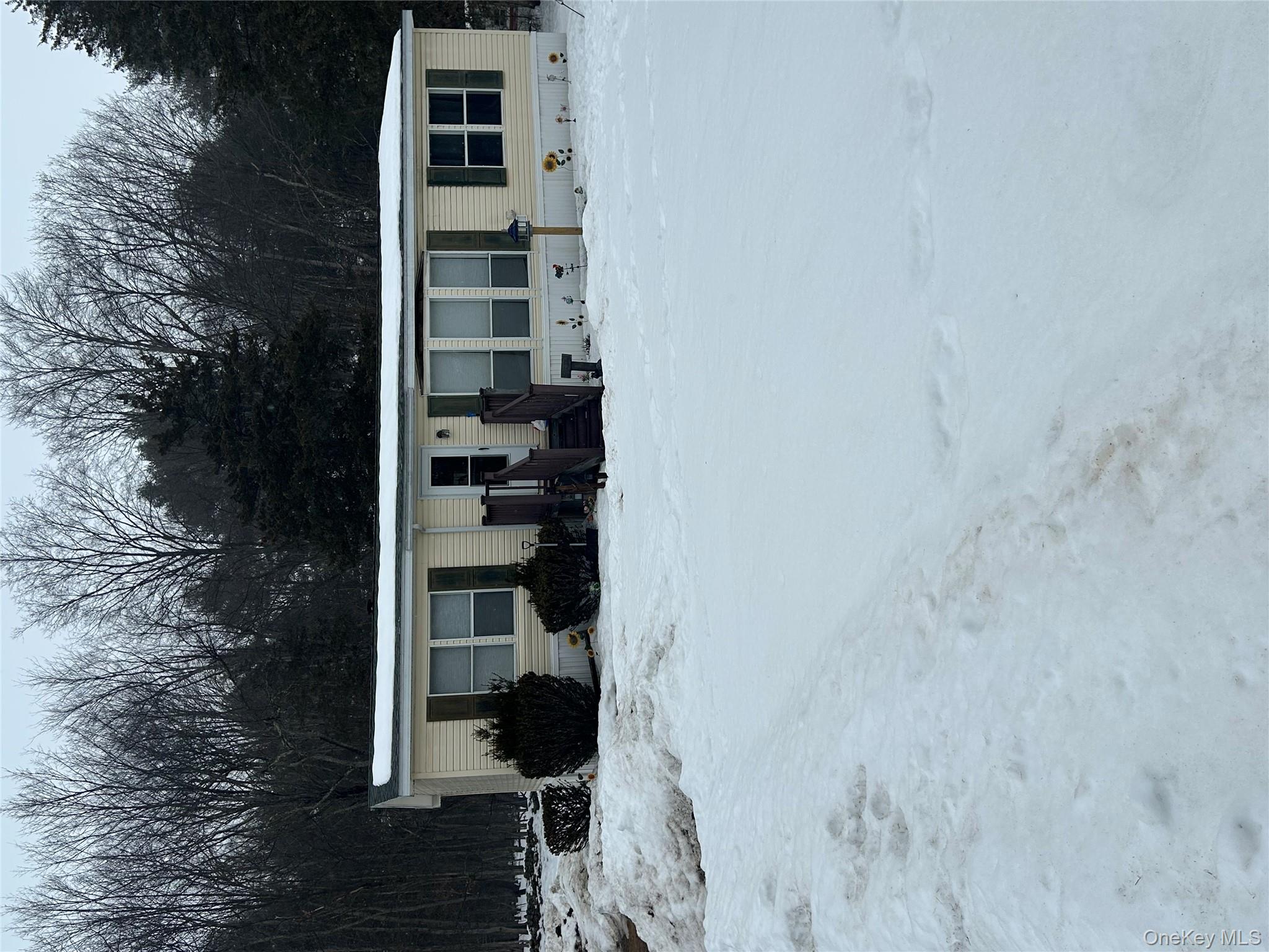 #1 photo, 15 Barry Lane, Accord , NY 12404