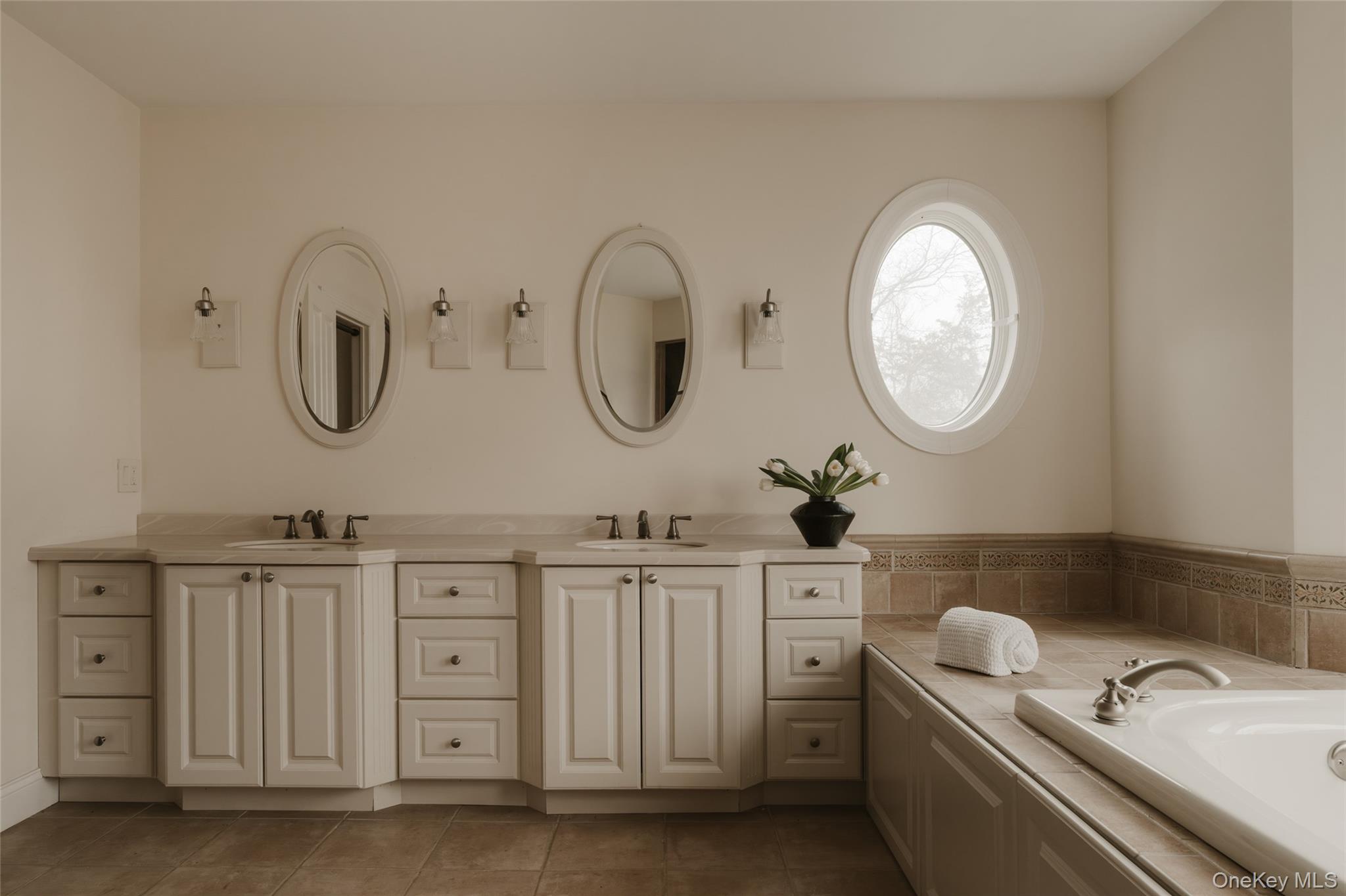 #17 photo, 6 Nichris Lane, Staatsburg , NY 12580