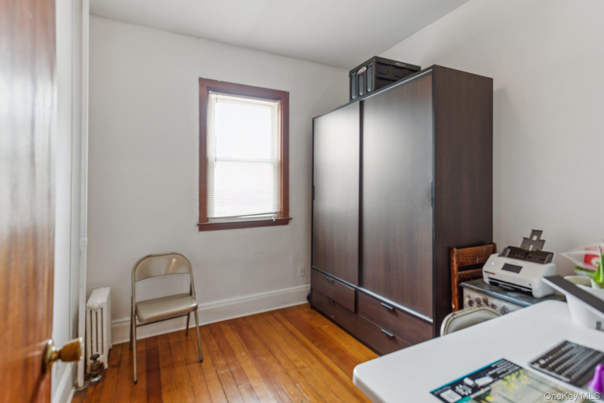 #12 photo, 45-09 104th Street, কুইন্‌স Corona , NY 11368