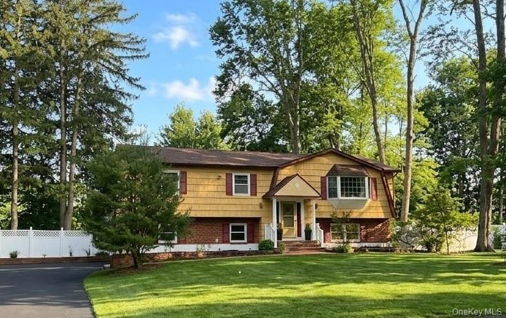 #1 photo, 134 Ridge Road, Valley Cottage , NY 10989