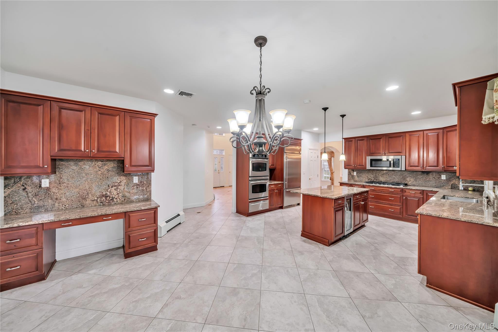 #10 photo, 25 Charnwood Drive, Suffern , NY 10901