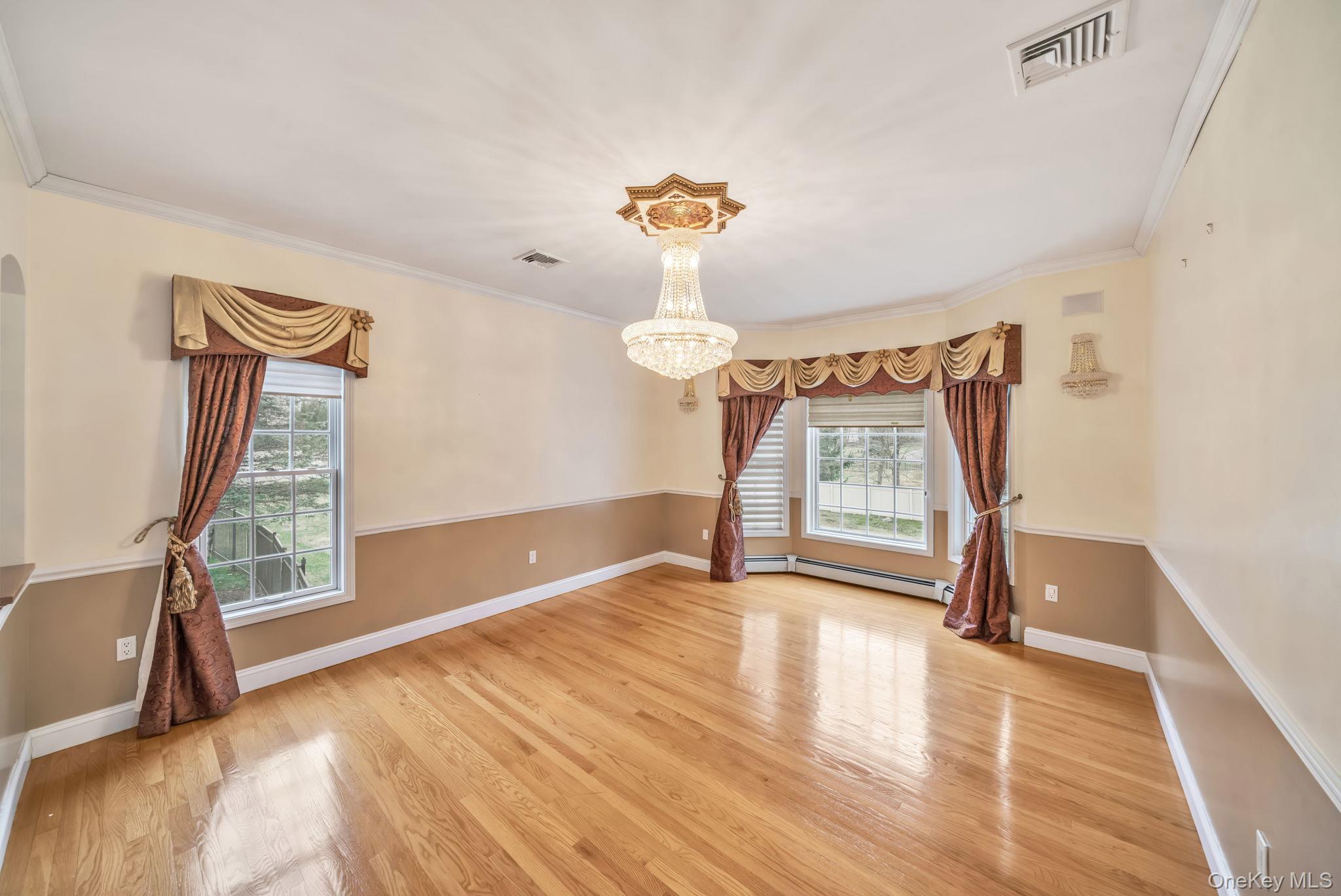 #6 photo, 25 Charnwood Drive, Suffern , NY 10901