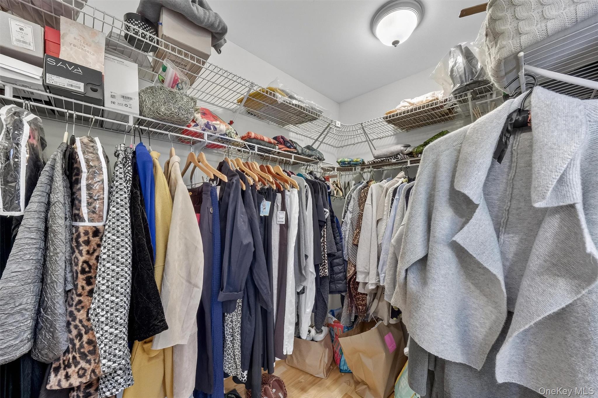 #11 photo, 15 Meadow Drive, Red Hook , NY 12571