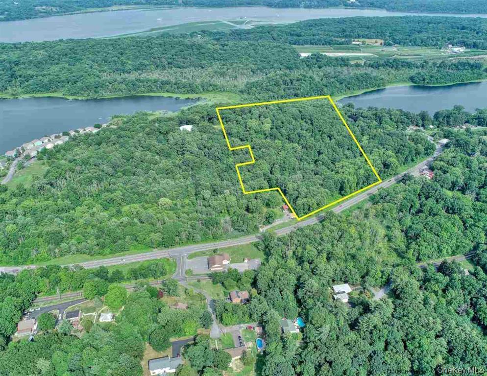 #1 photo, 625 Broadway, Esopus , NY 12429