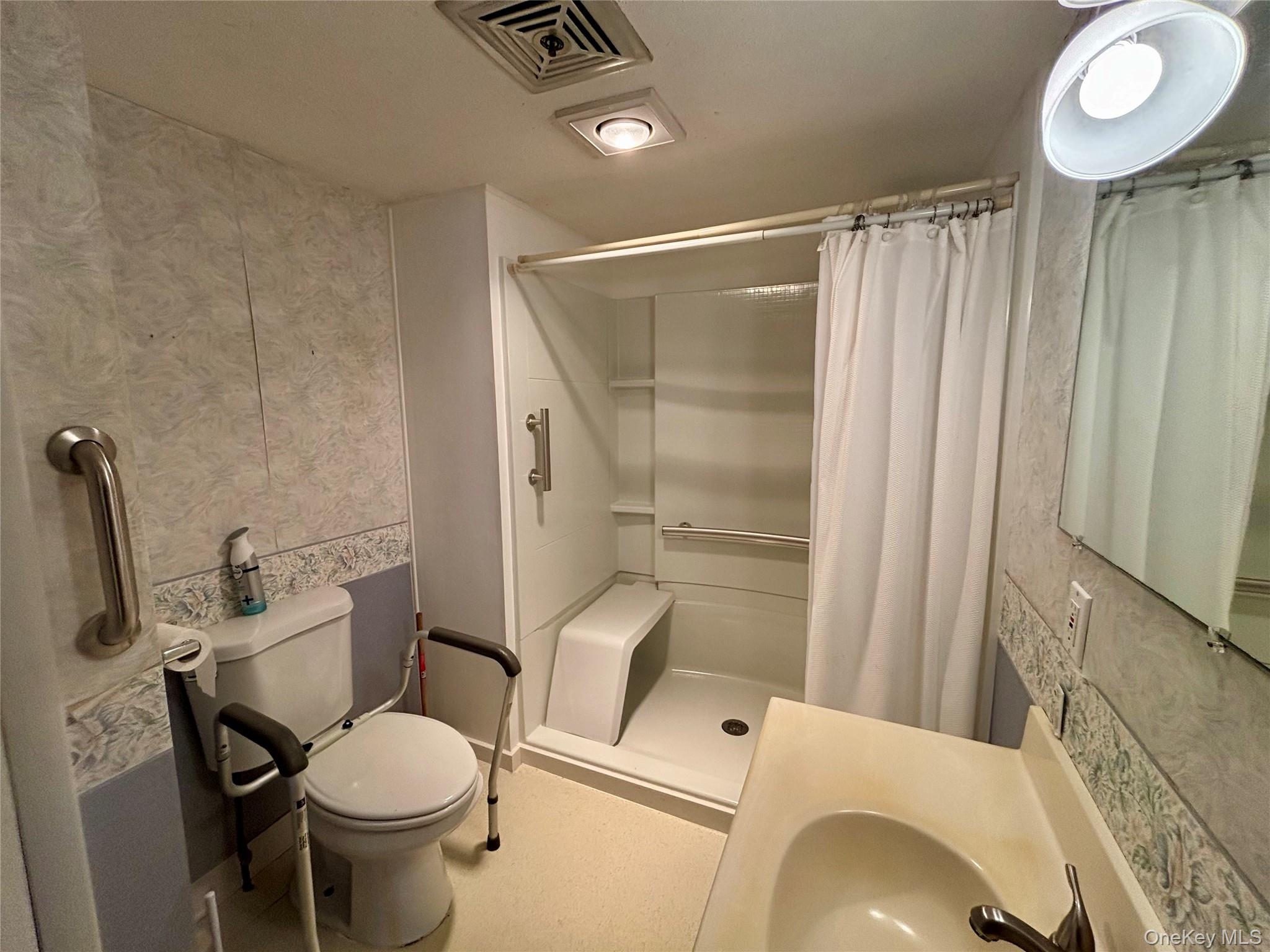 #10 photo, 647 S Drury Lane, 纽约州 Rock Tavern , NY 12549