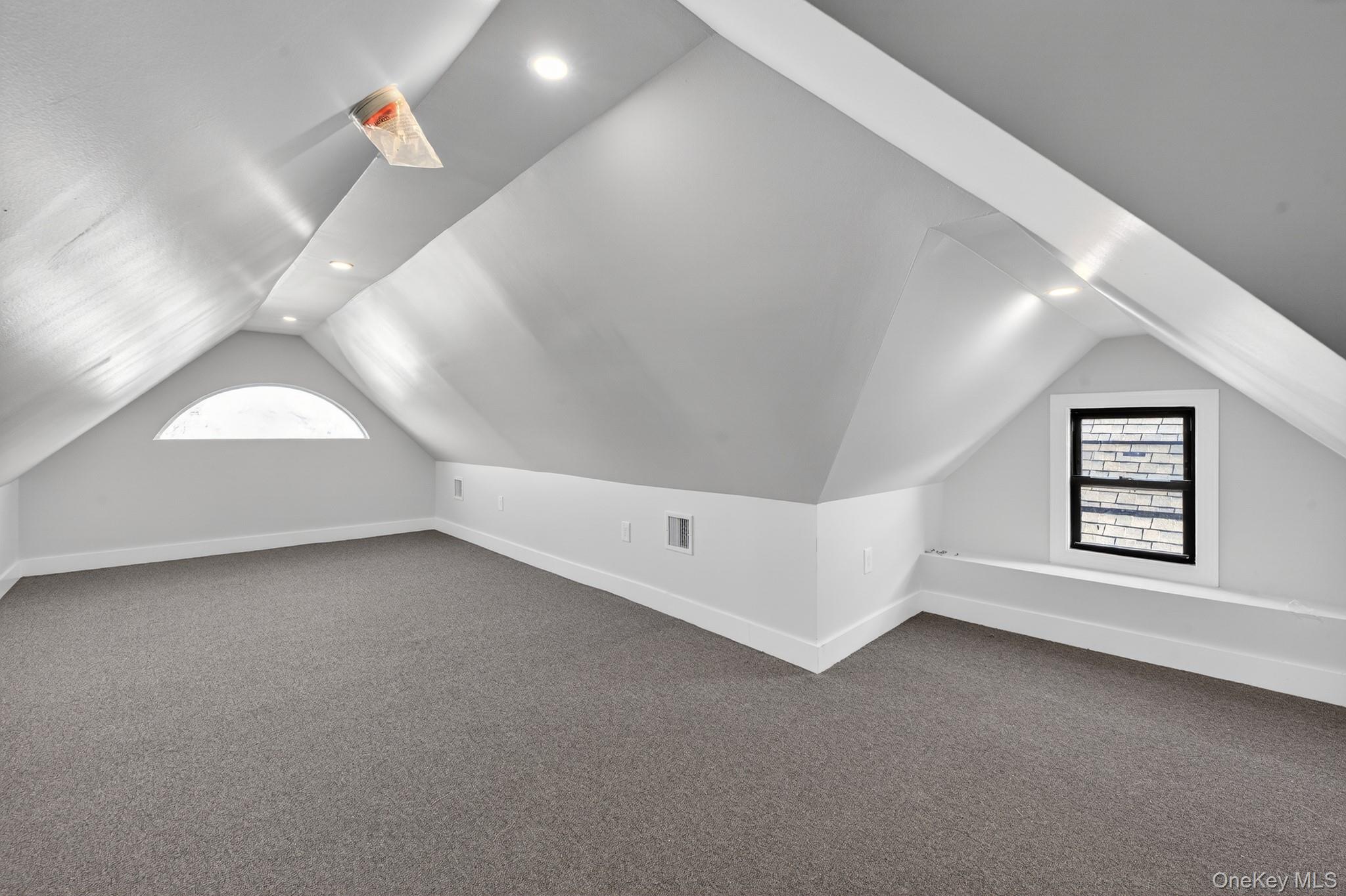 #16 photo, 10116 95th Street, কুইন্‌স Ozone Park , NY 11416