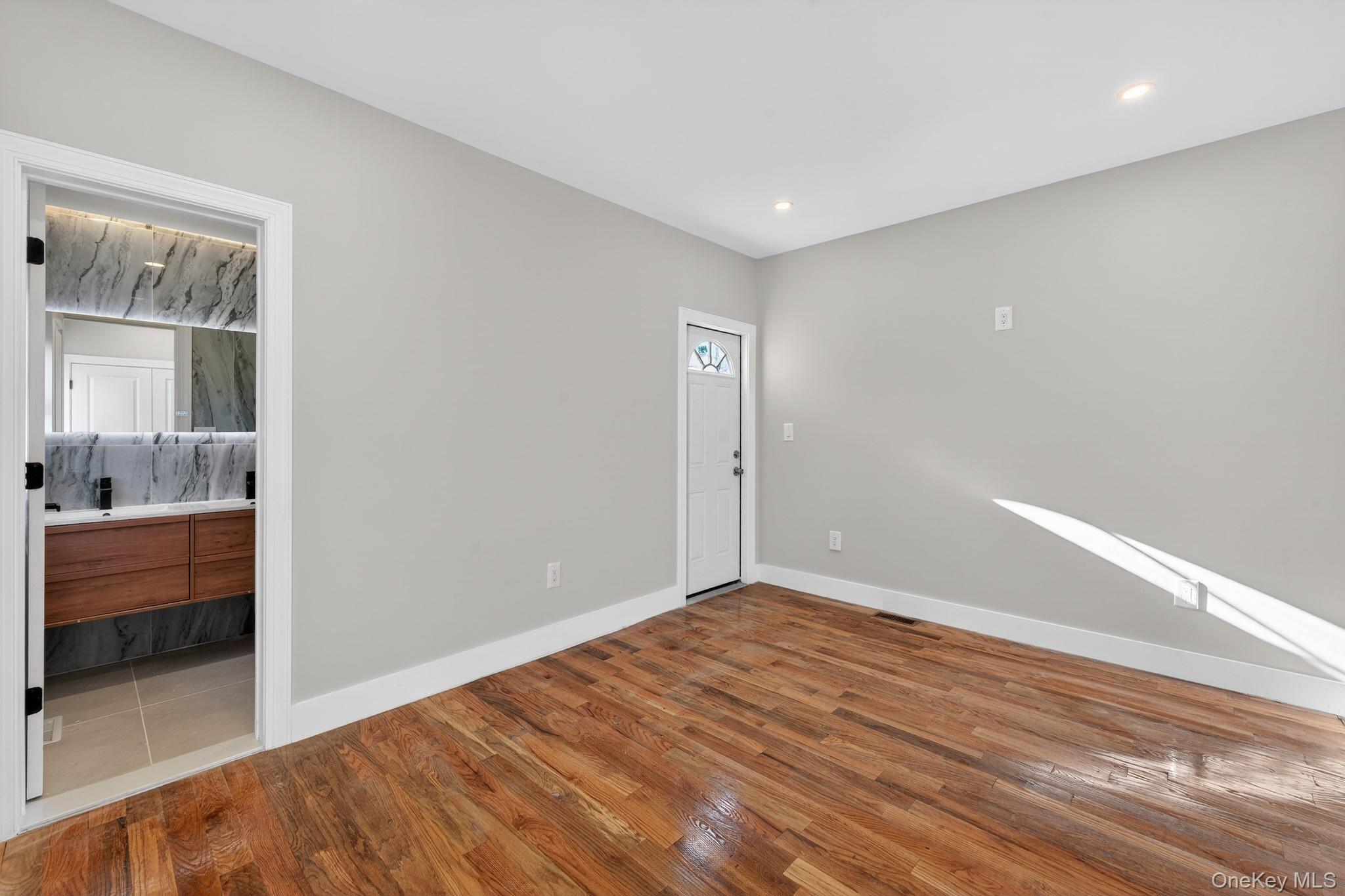 #7 photo, 10116 95th Street, কুইন্‌স Ozone Park , NY 11416