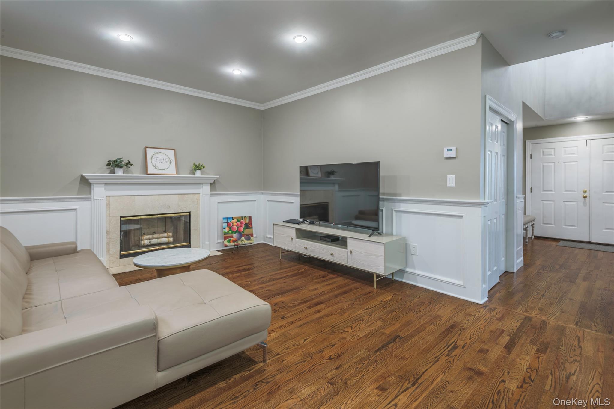 #18 photo, 161 Cranberry Court, Melville , NY 11747