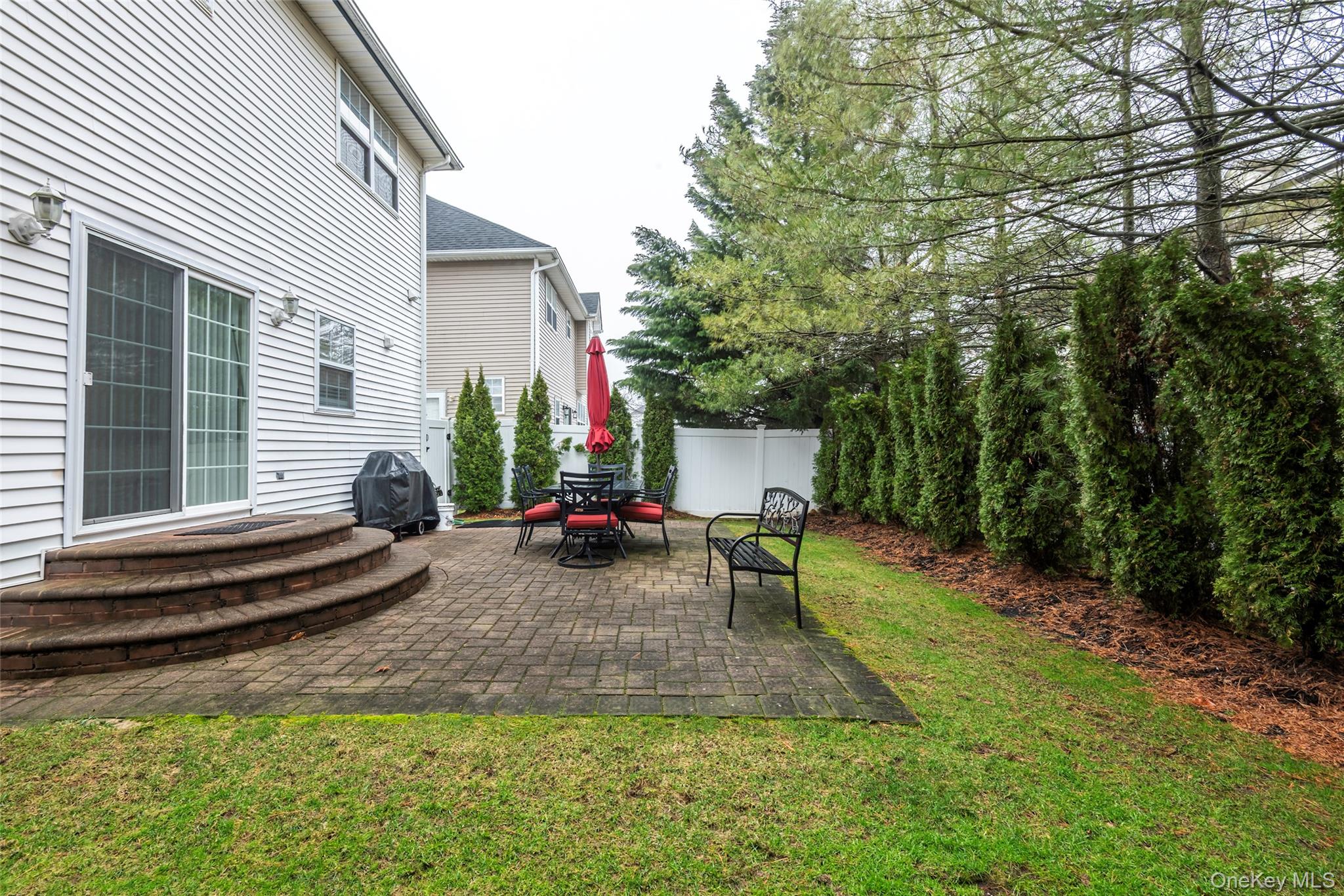 #5 photo, 161 Cranberry Court, Melville , NY 11747