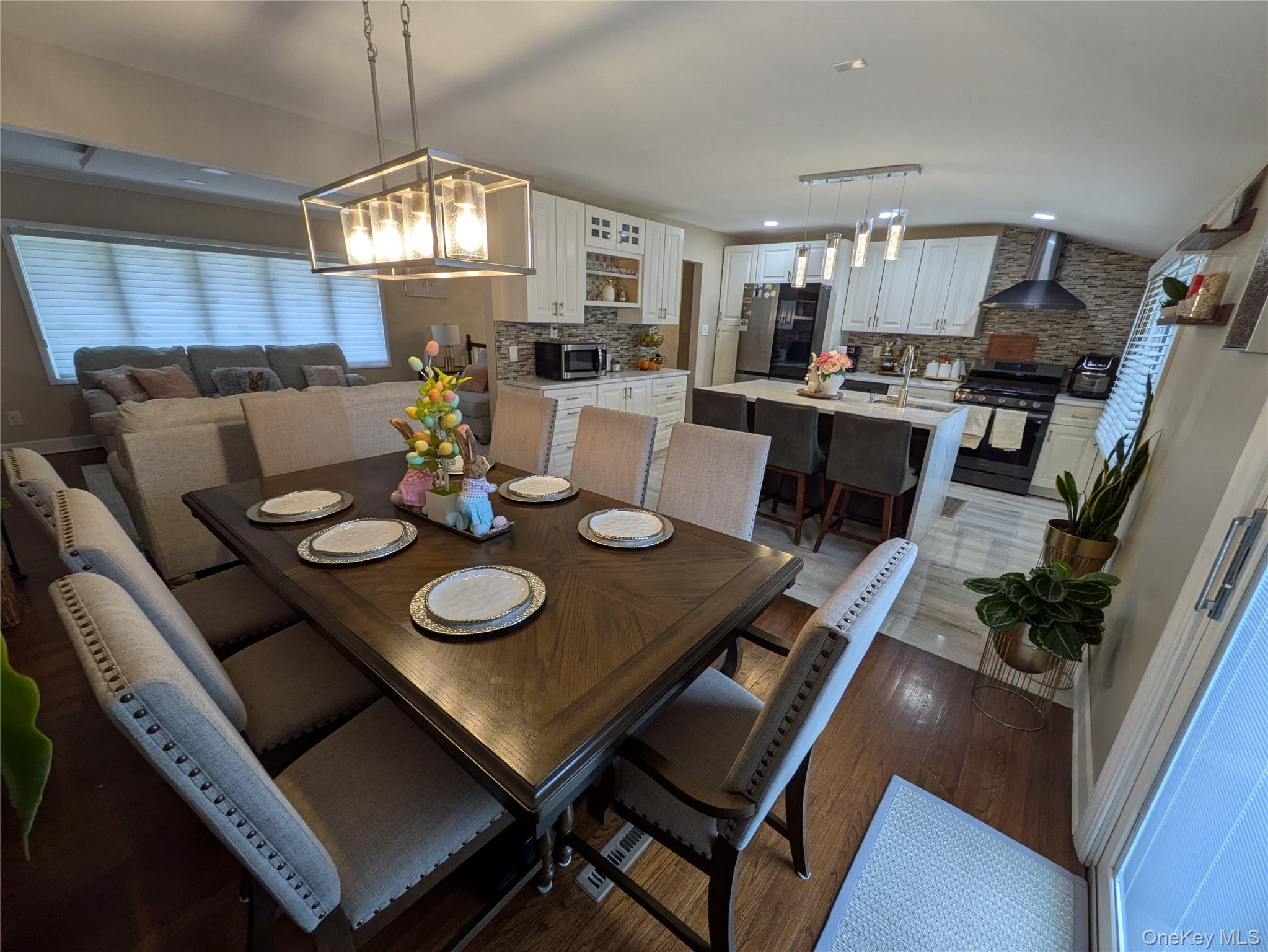 #7 photo, 86 New Highway, 東長島 康马克 Commack , NY 11725