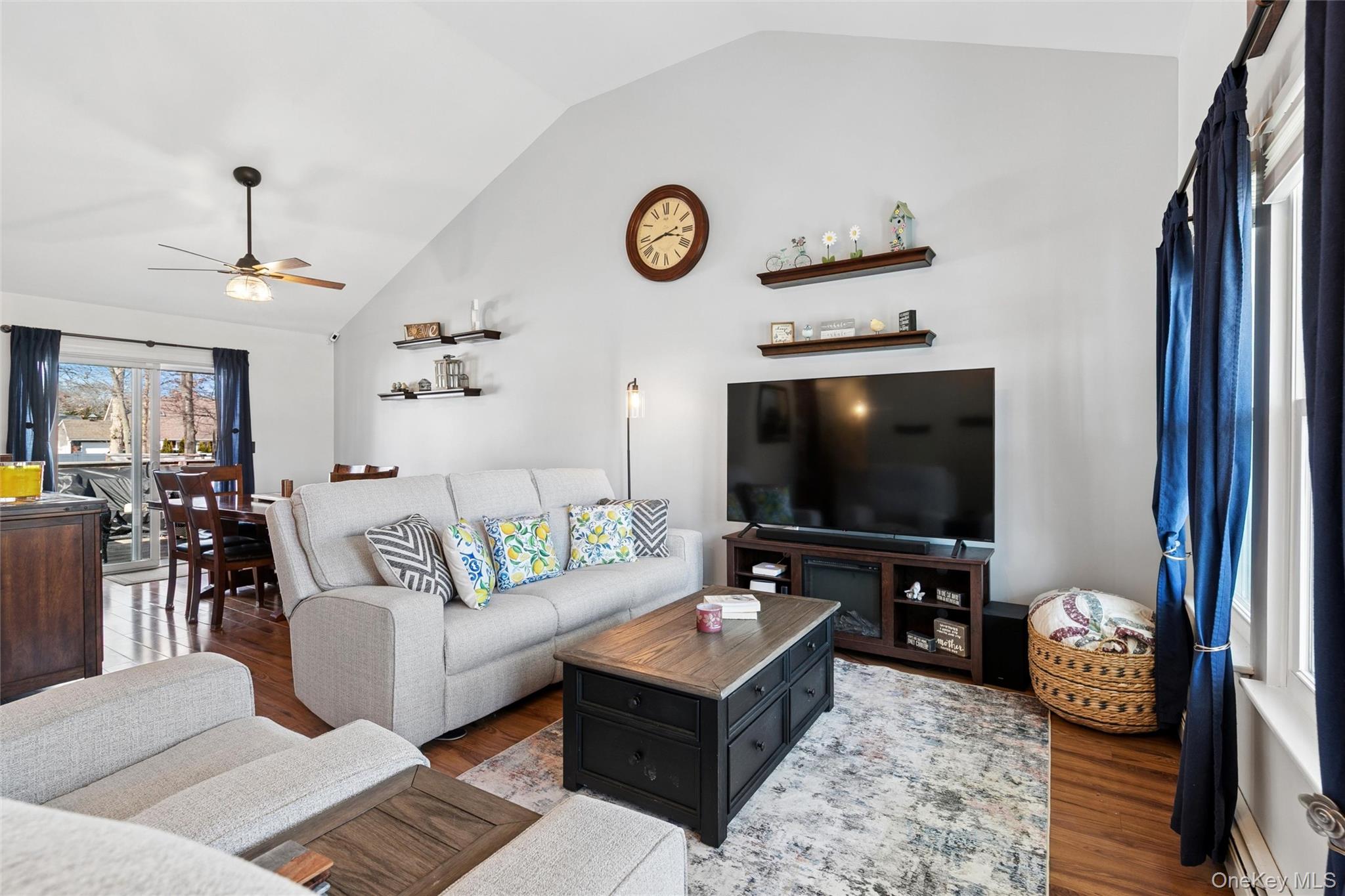 #11 photo, 19 Flintlock Drive, সাফোক কাউন্টি Shirley , NY 11967