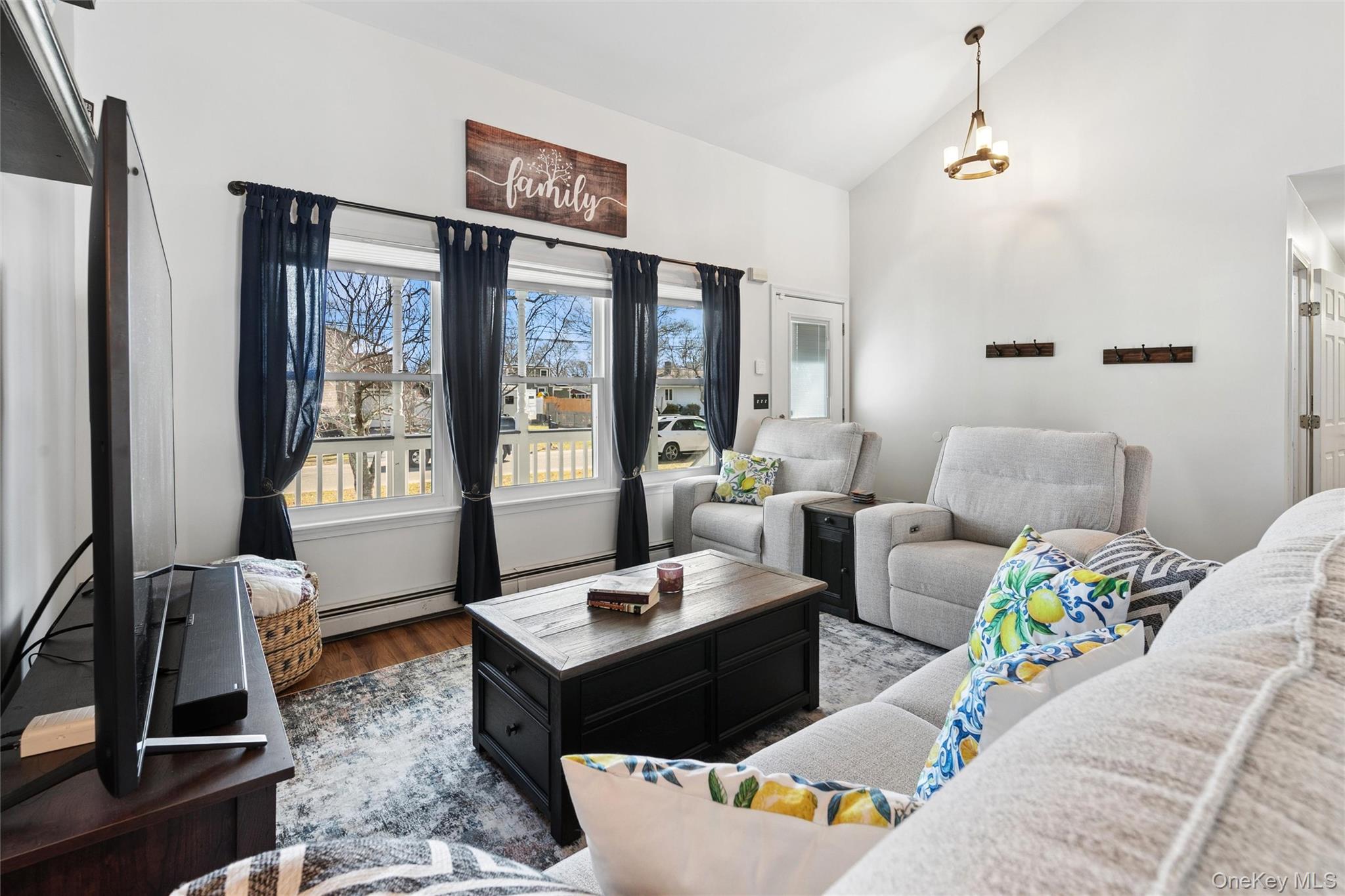 #12 photo, 19 Flintlock Drive, সাফোক কাউন্টি Shirley , NY 11967